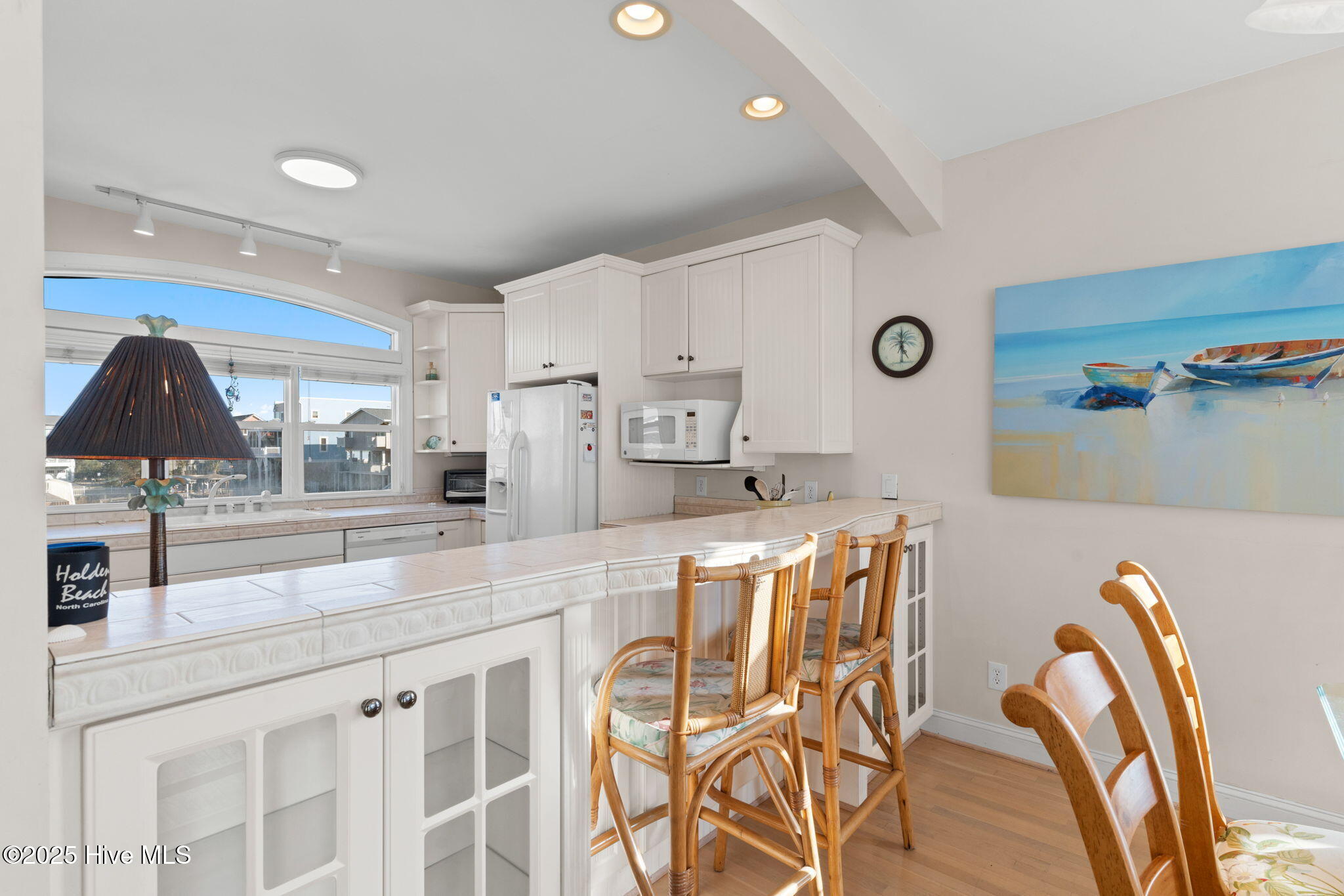 100541460 | Photo 24