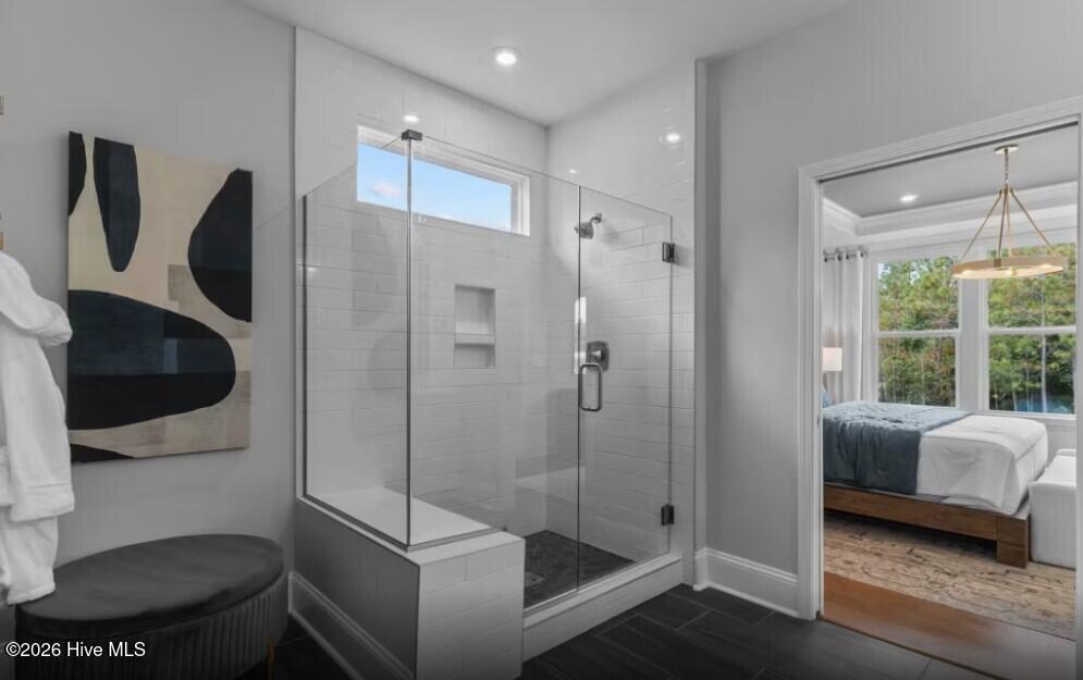 100557124 | Photo 18