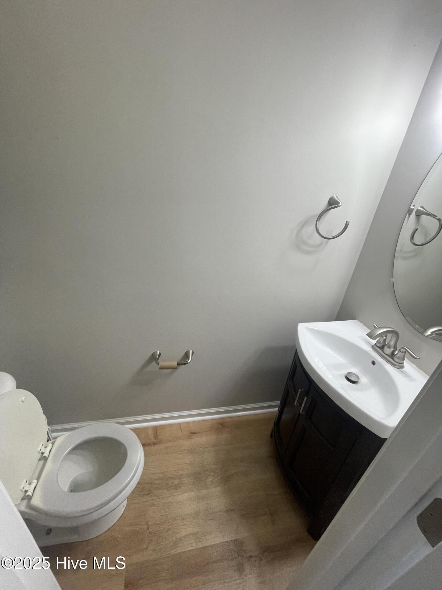 100552818 | Photo 11