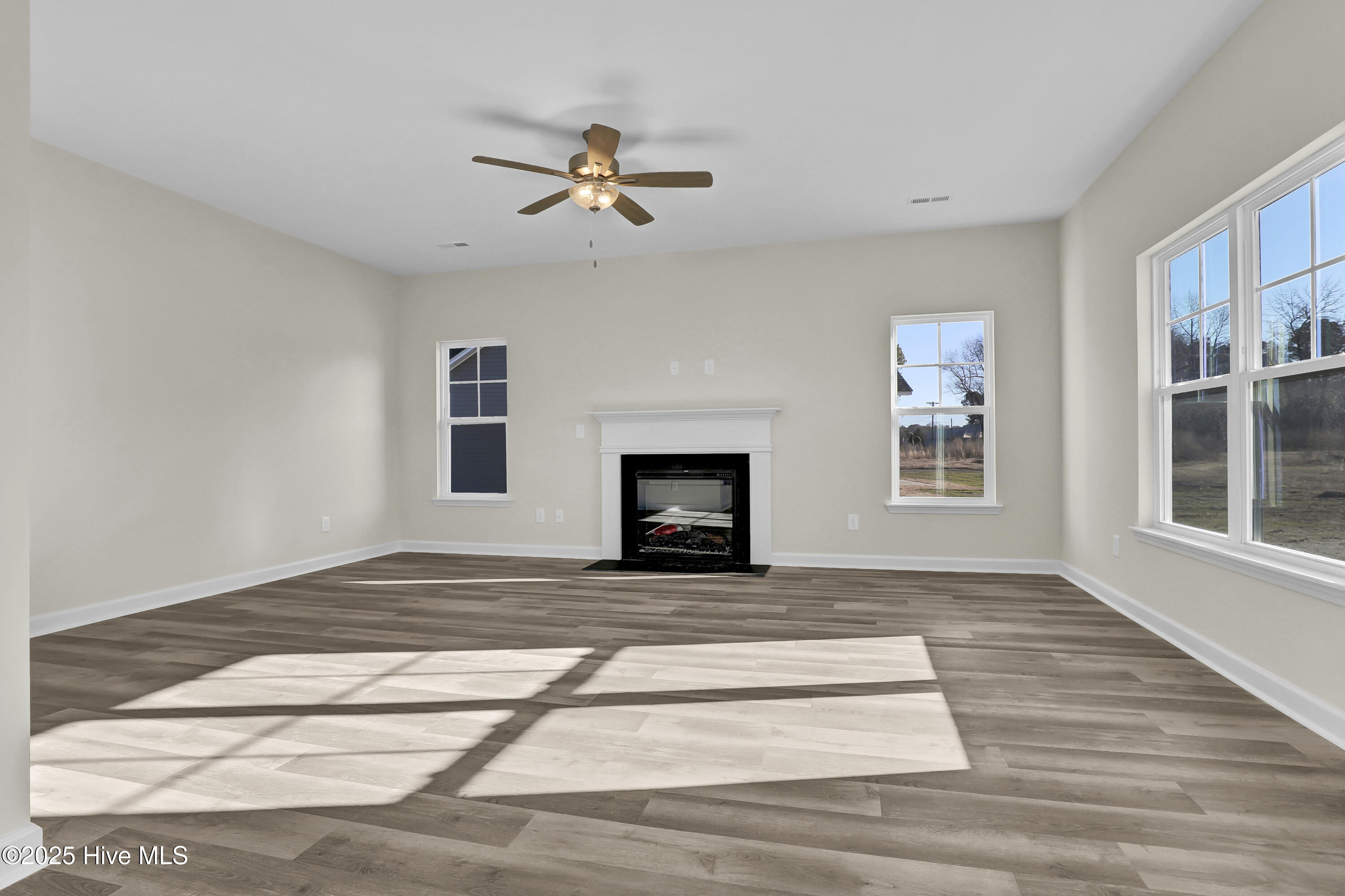 100461654 | Photo 13