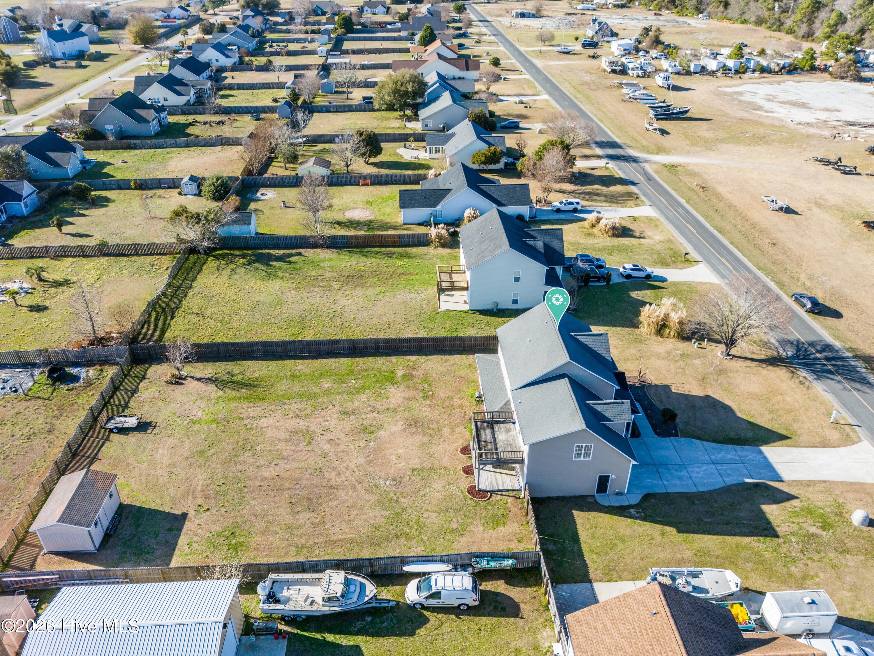 100558777 | Photo 43