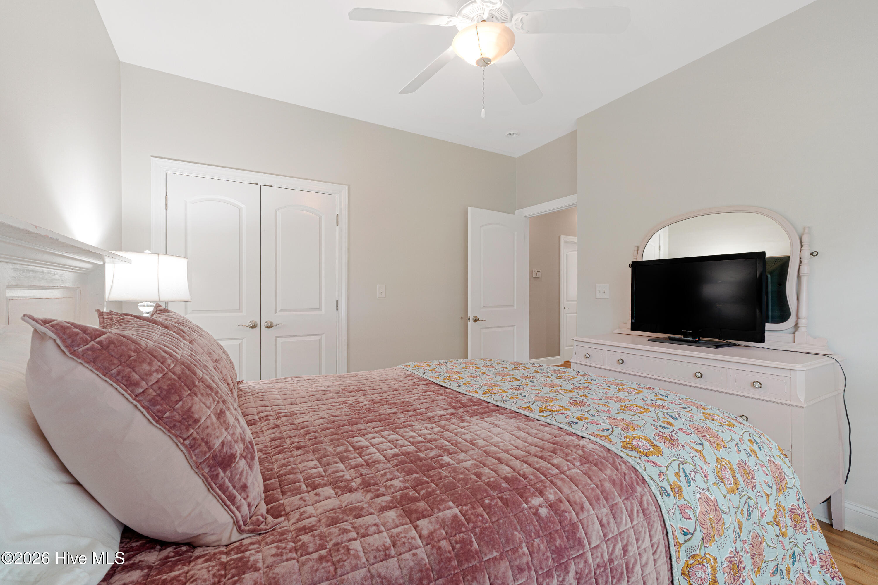 412 Waverly Court,Newport