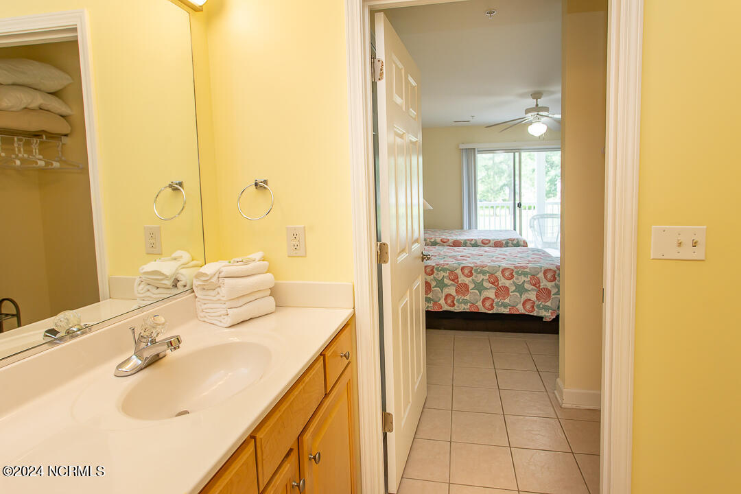 100453690 | Photo 17