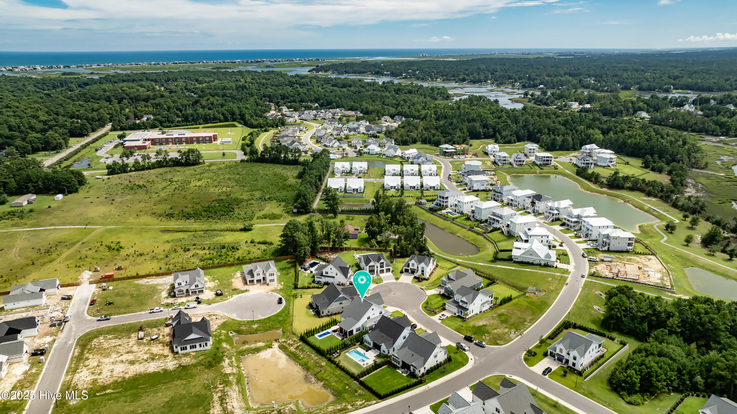 100523935 | Photo 67