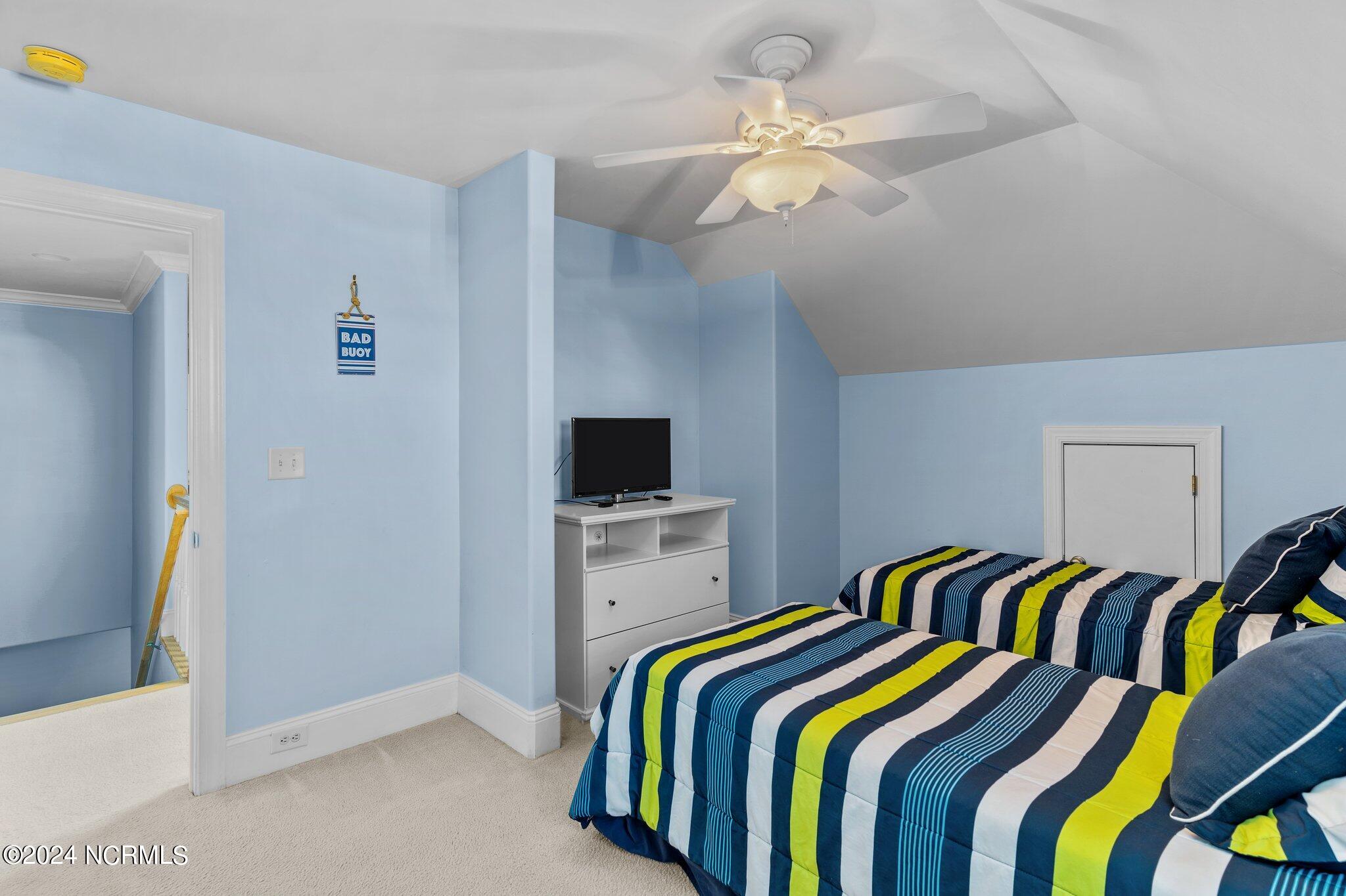 100546836 | Photo 42