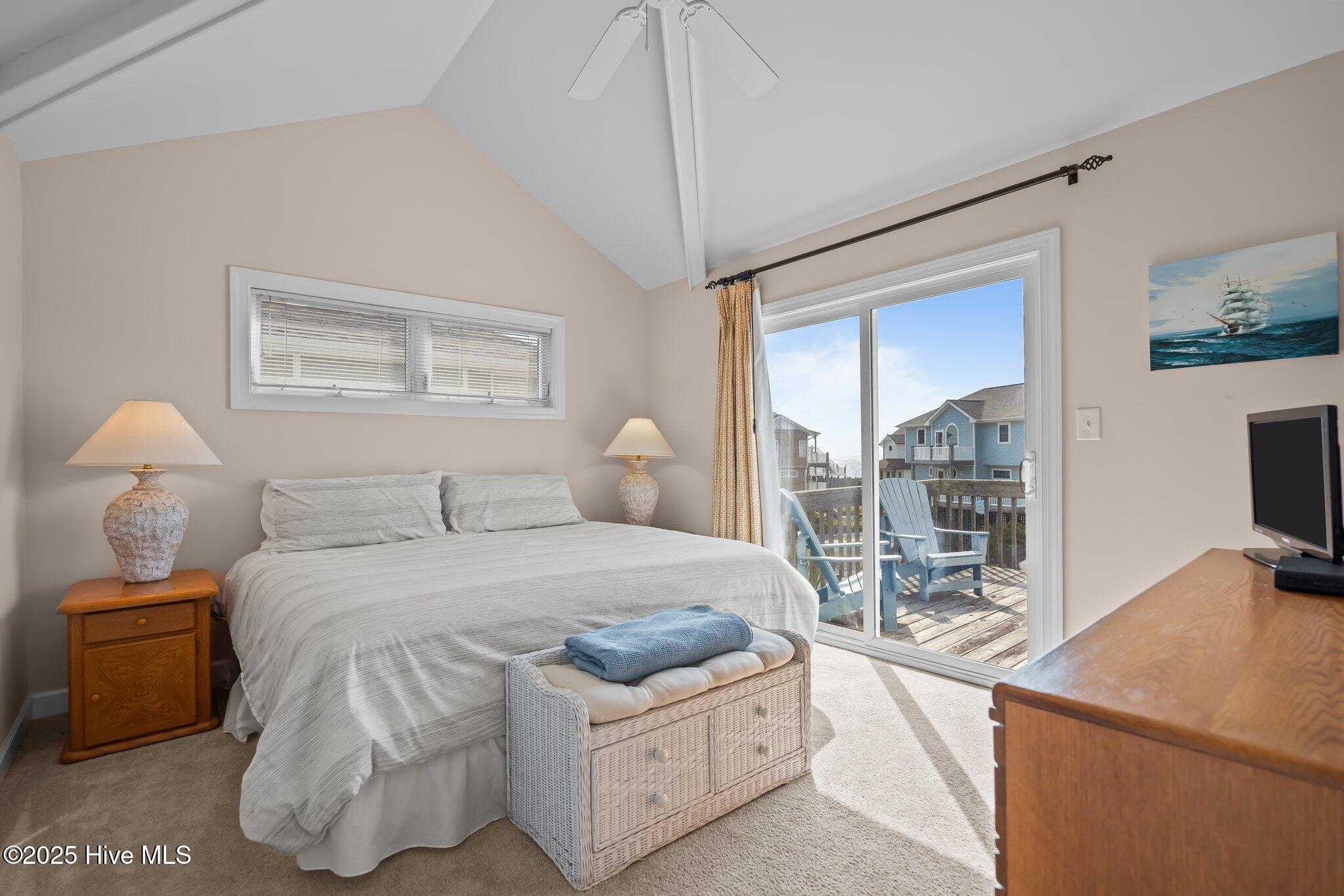 100506590 | Photo 25