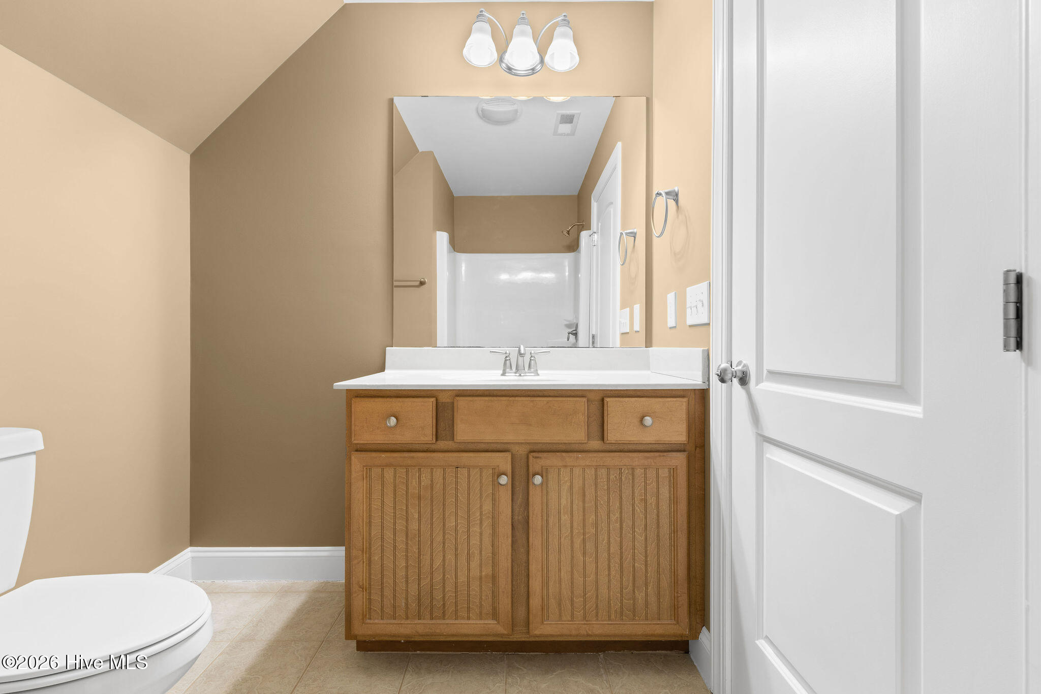 100552477 | Photo 38