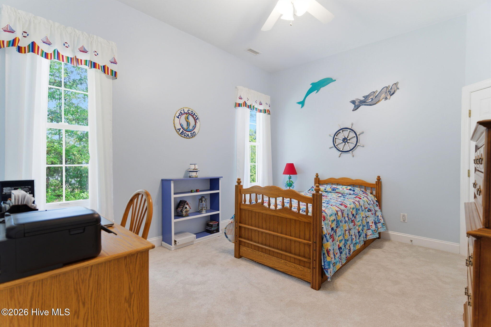 100569459 | Photo 25