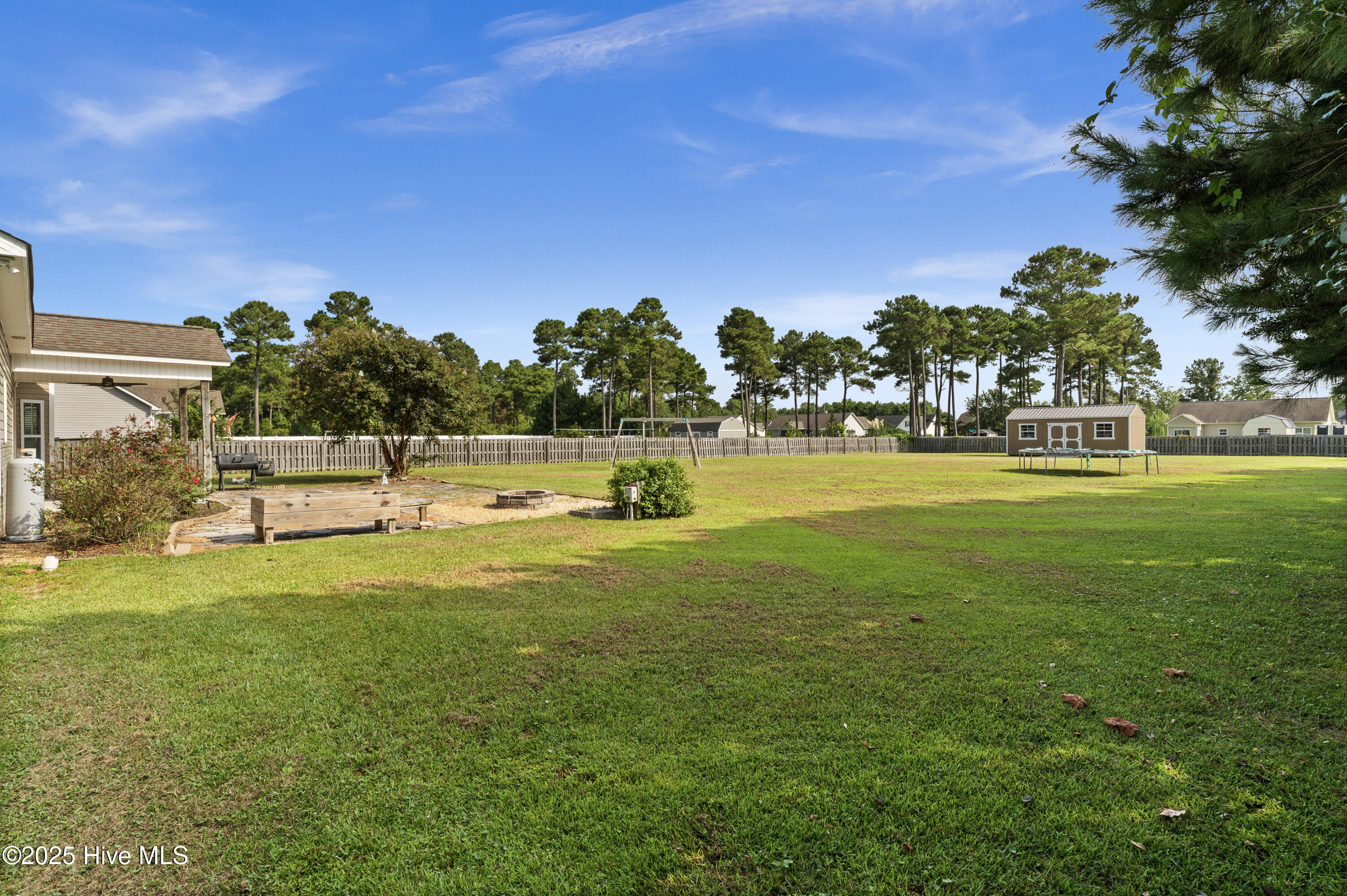 100530056 | Photo 45