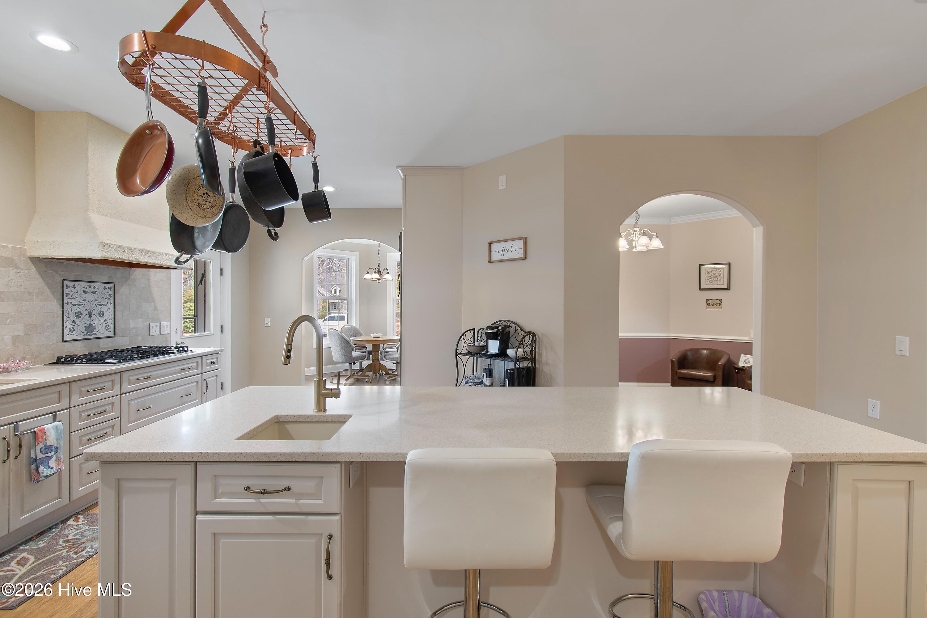 100556962 | Photo 23