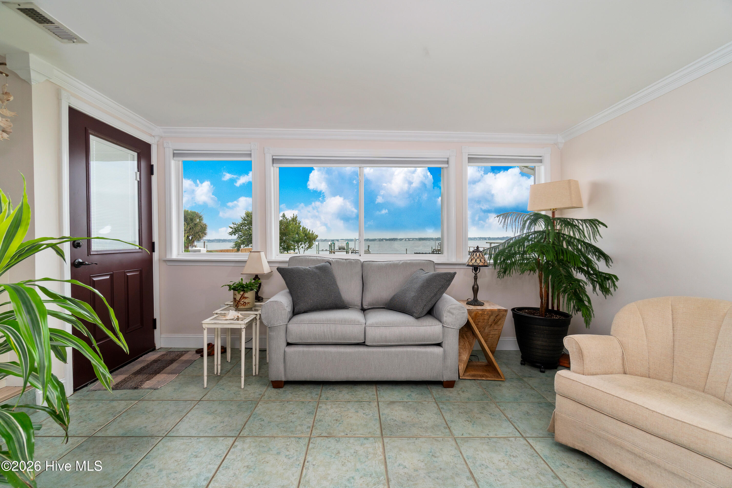 102 Shoreline Drive,Atlantic Beach