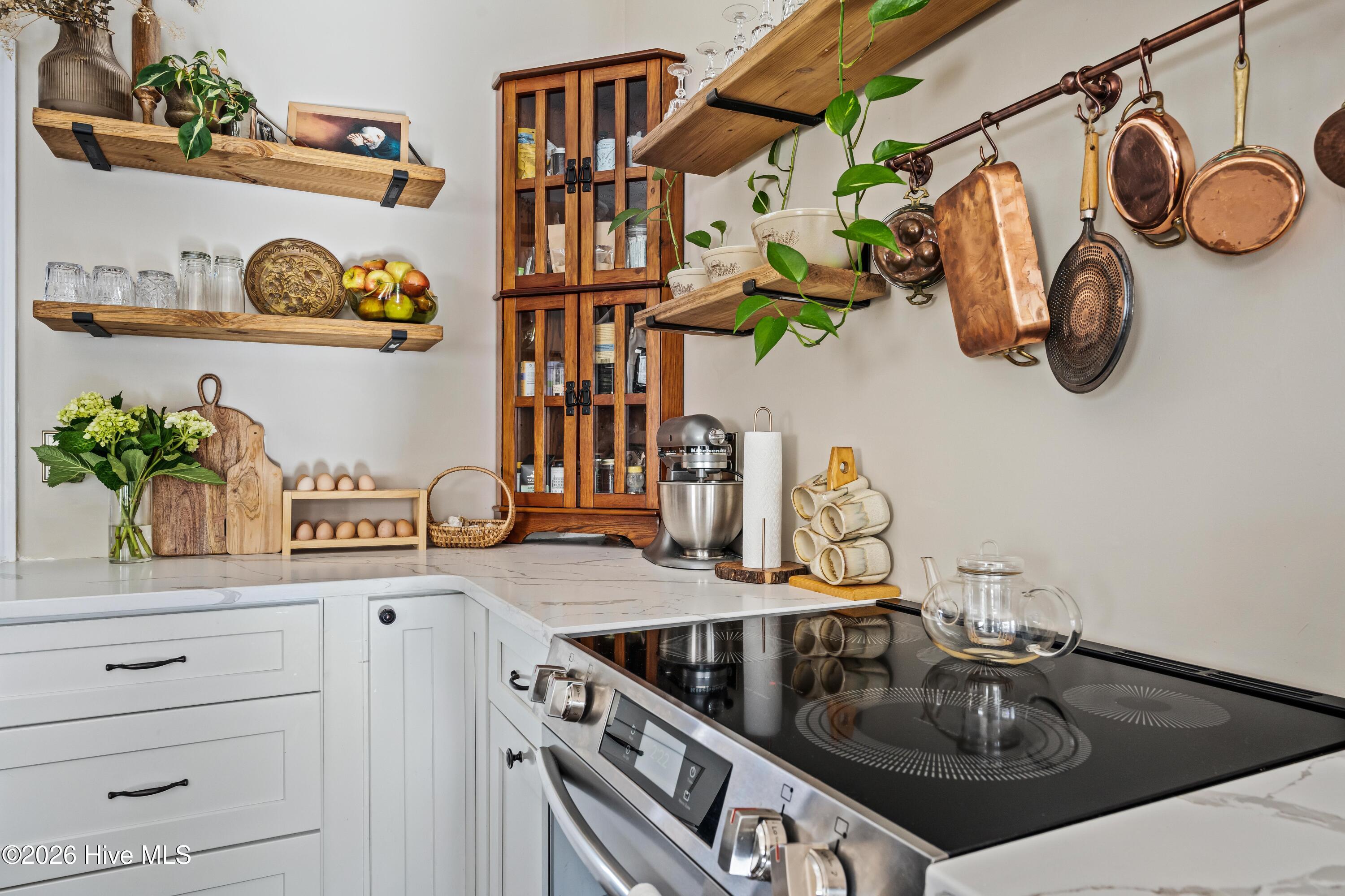 100556314 | Photo 21