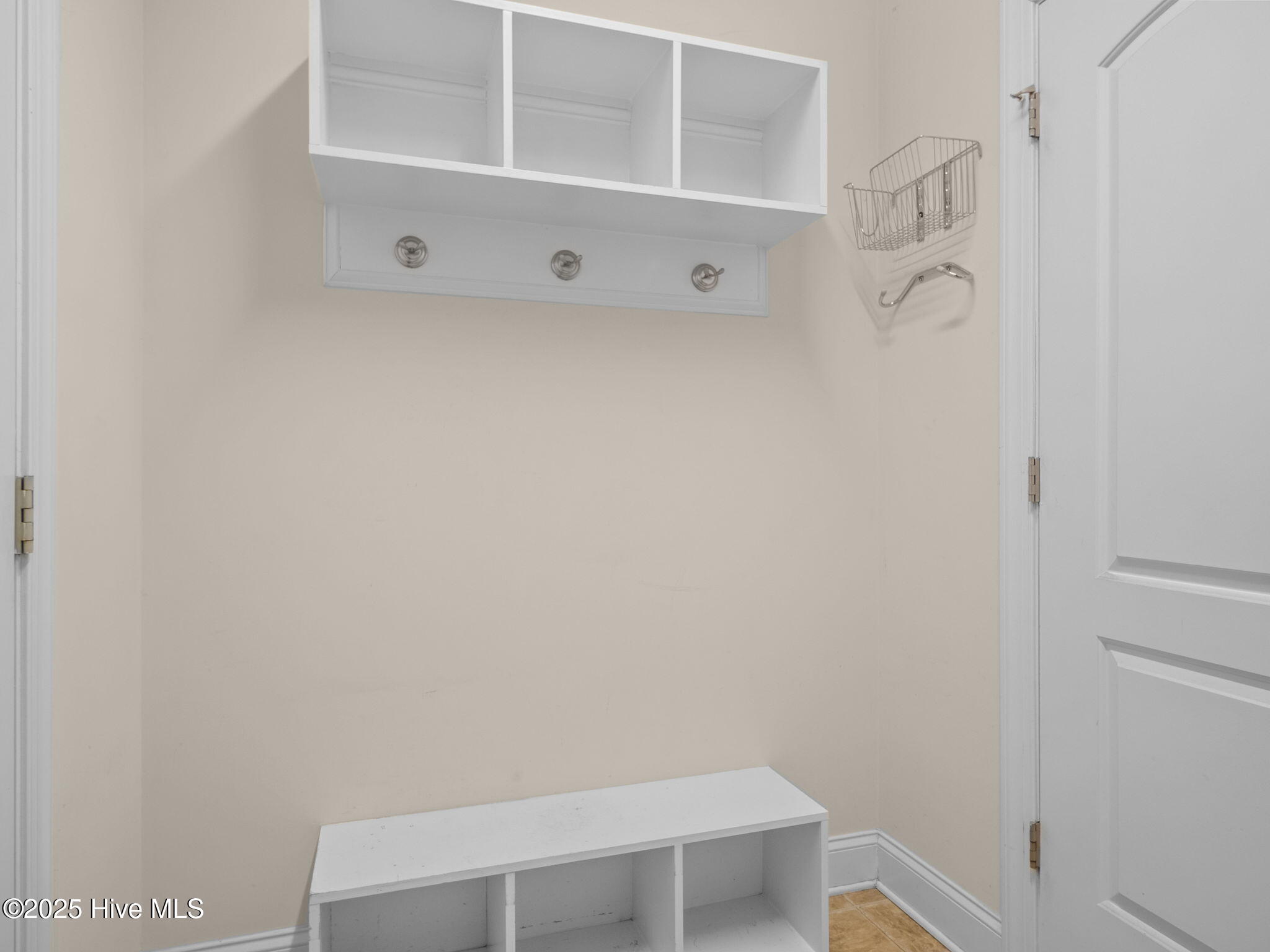 100545403 | Photo 32