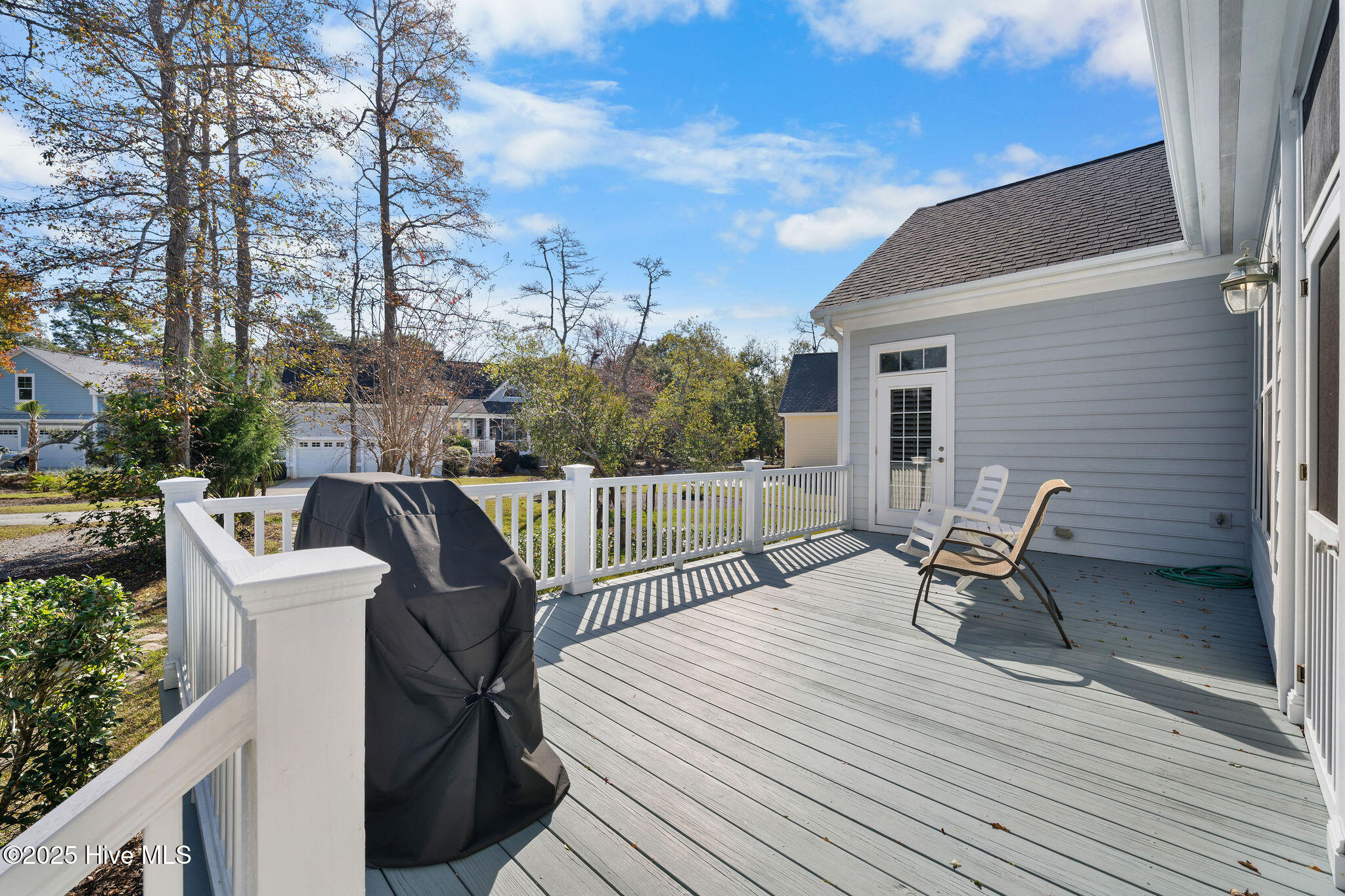 100552412 | Photo 37