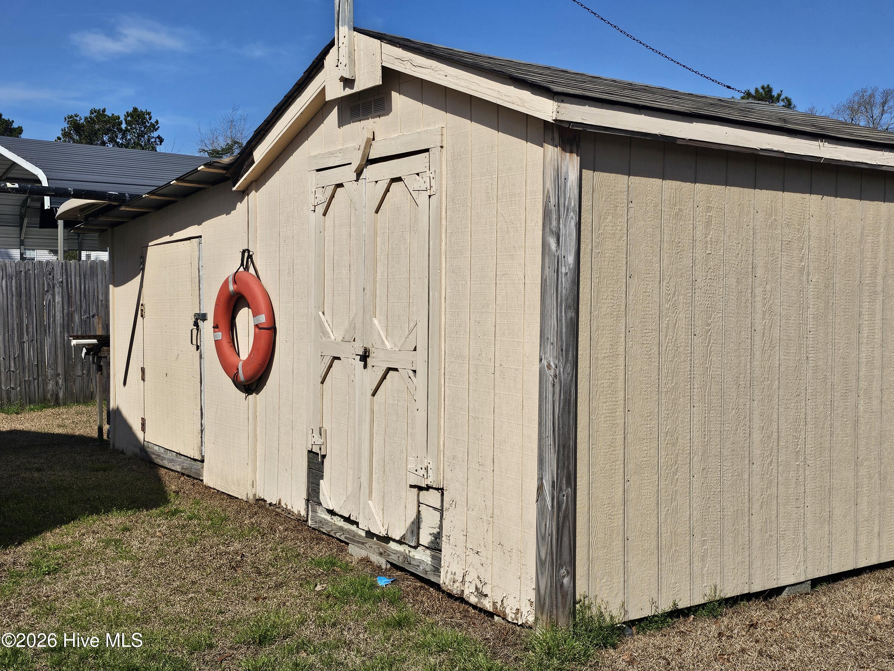 100557730 | Photo 20