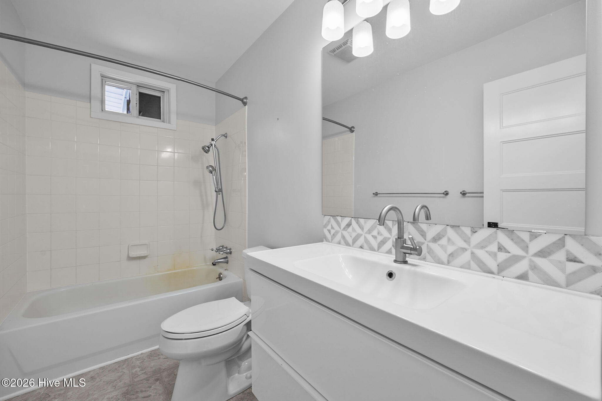 109 Pinewood Drive,Newport