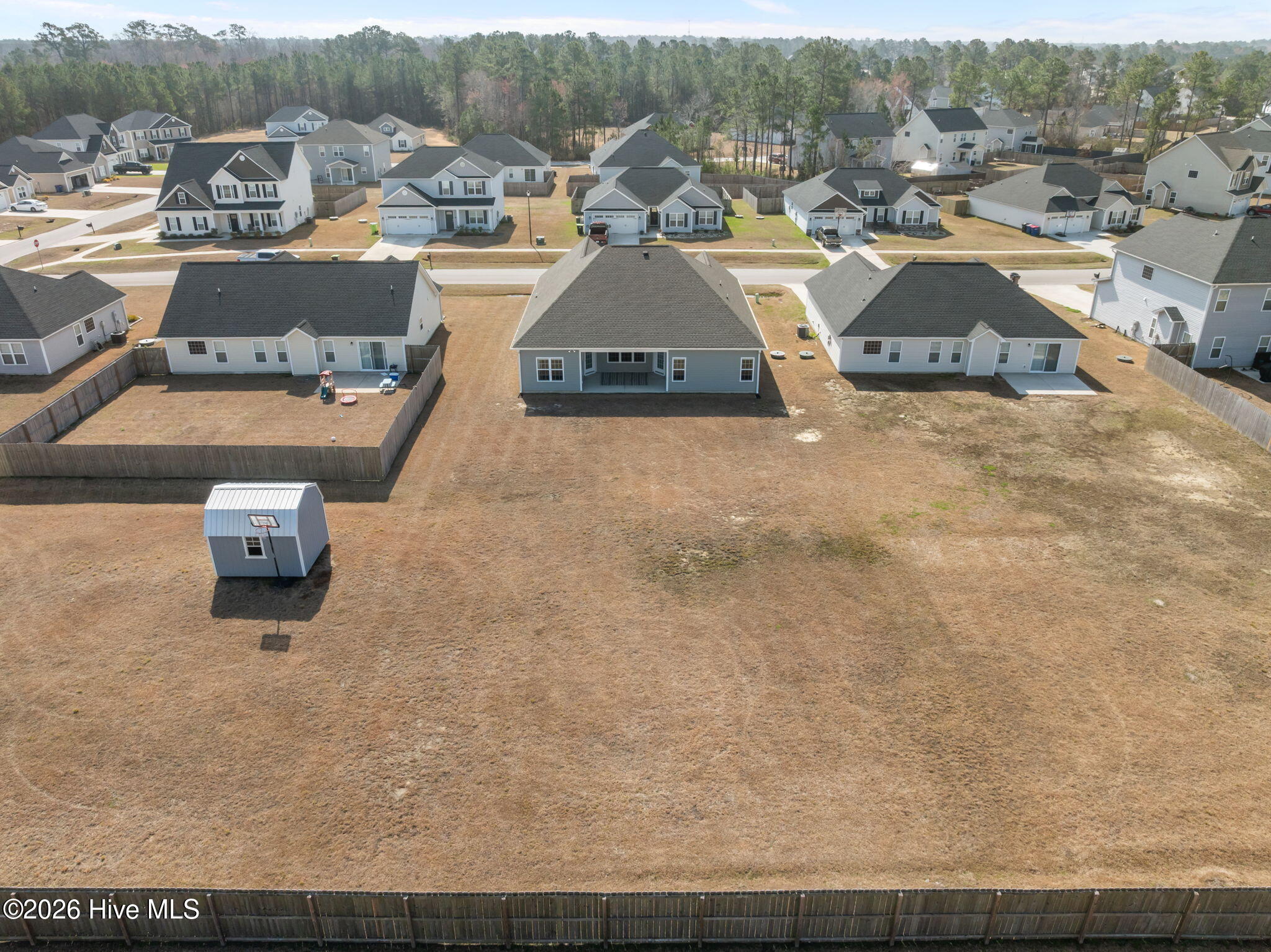 100559692 | Photo 27