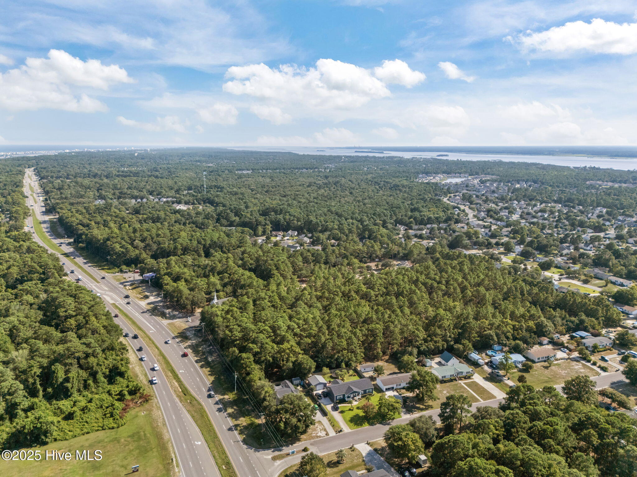 100522121 | Photo 16