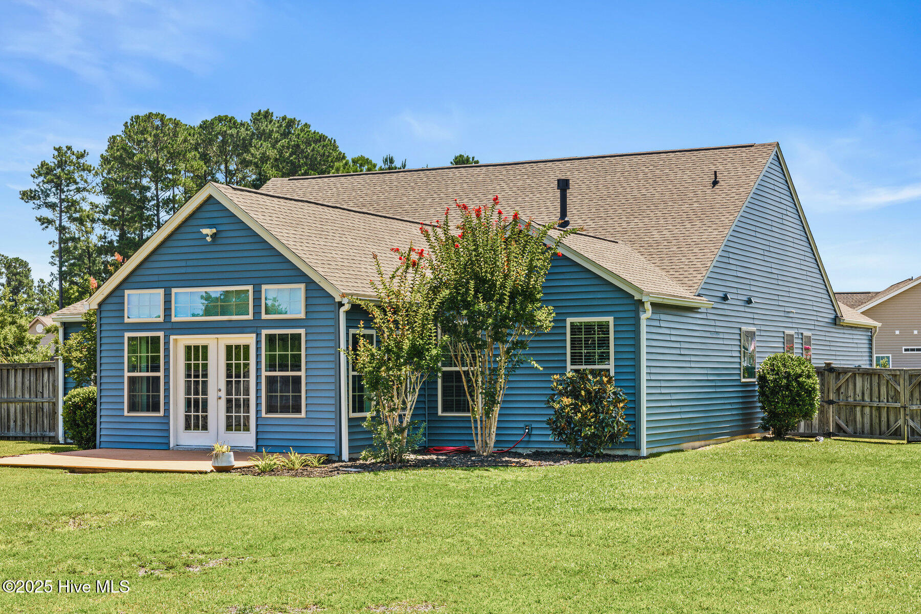 100521080 | Photo 36