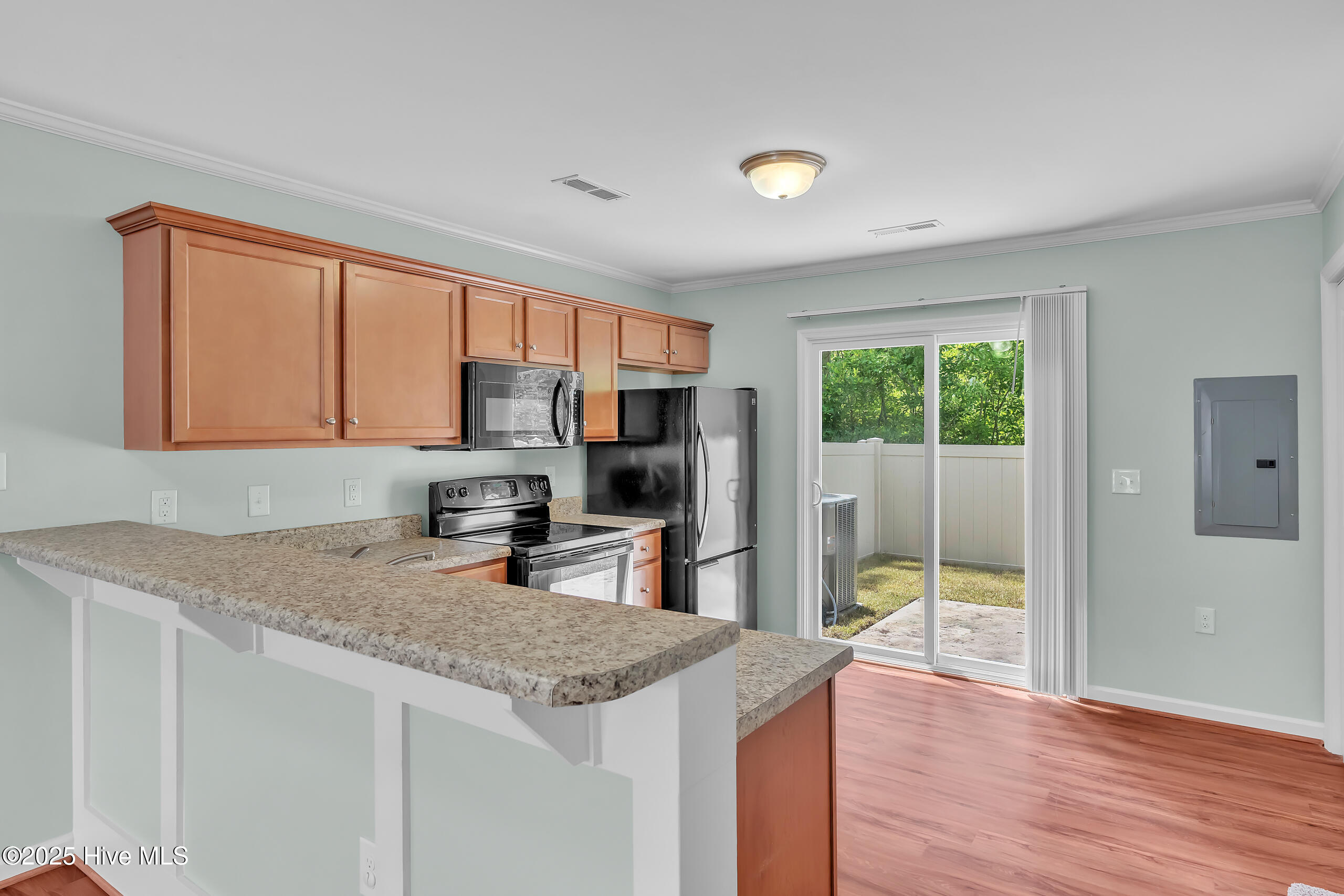 Exterior photo of 409 Sullivan Loop Road, Midway Park, NC 28544. MLS: 100595541