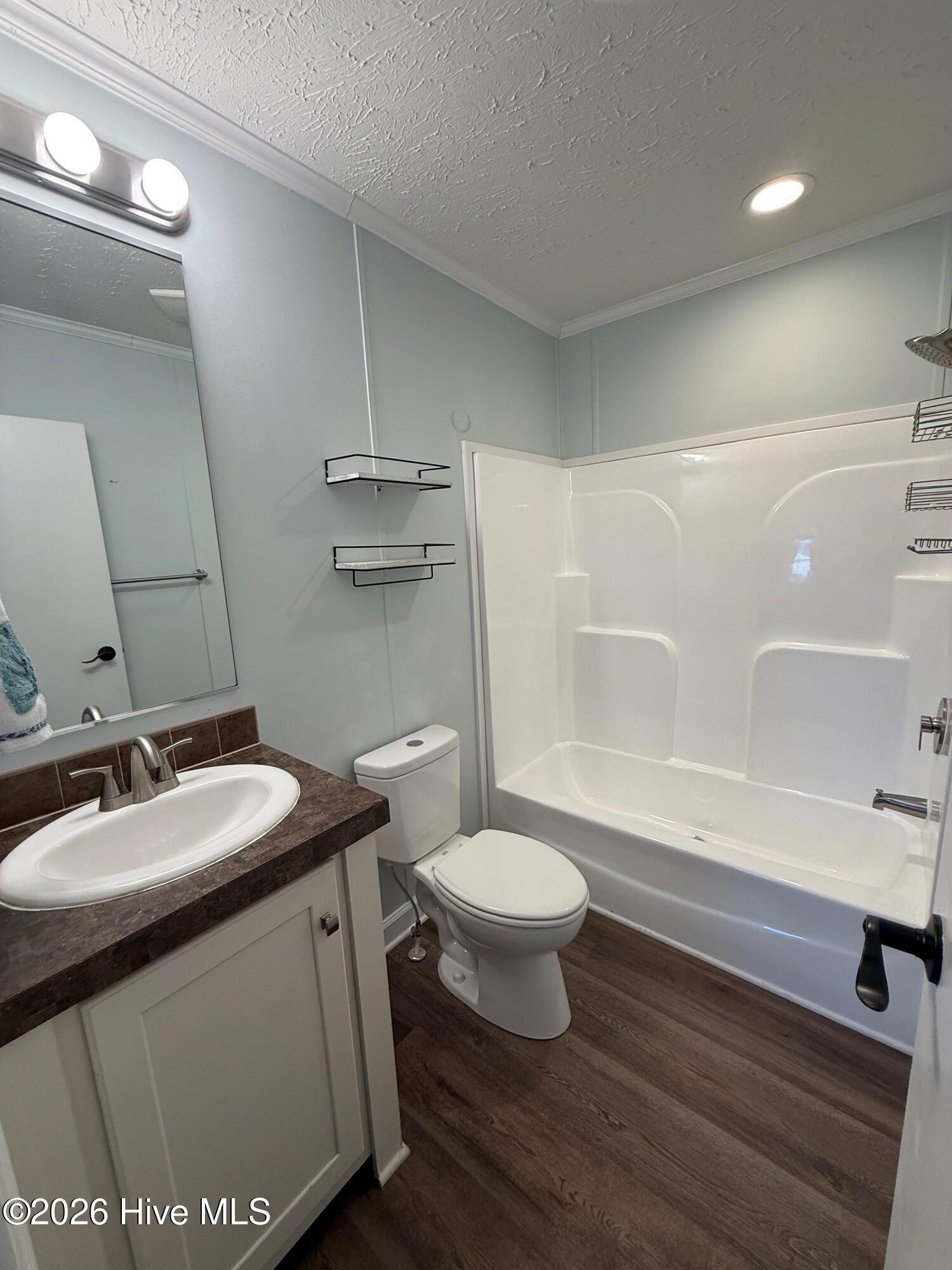 100555141 | Photo 15