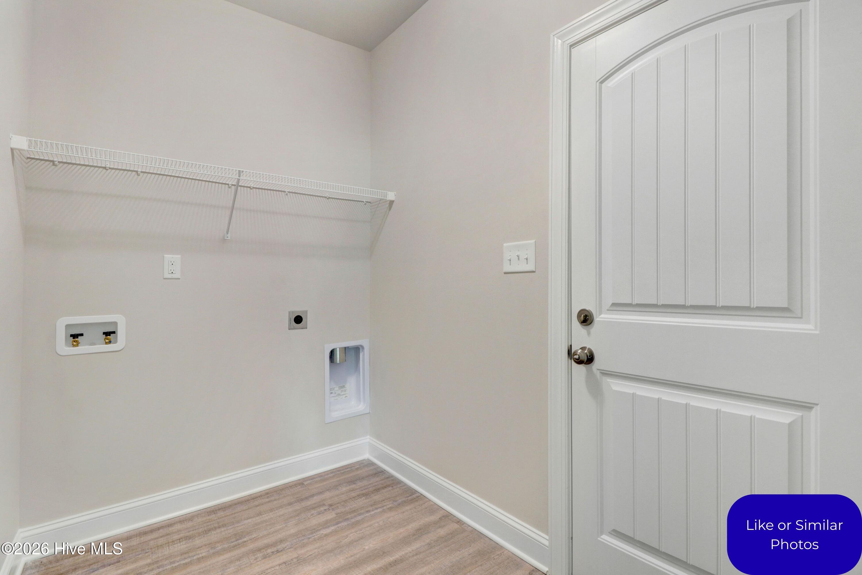 100570214 | Photo 18