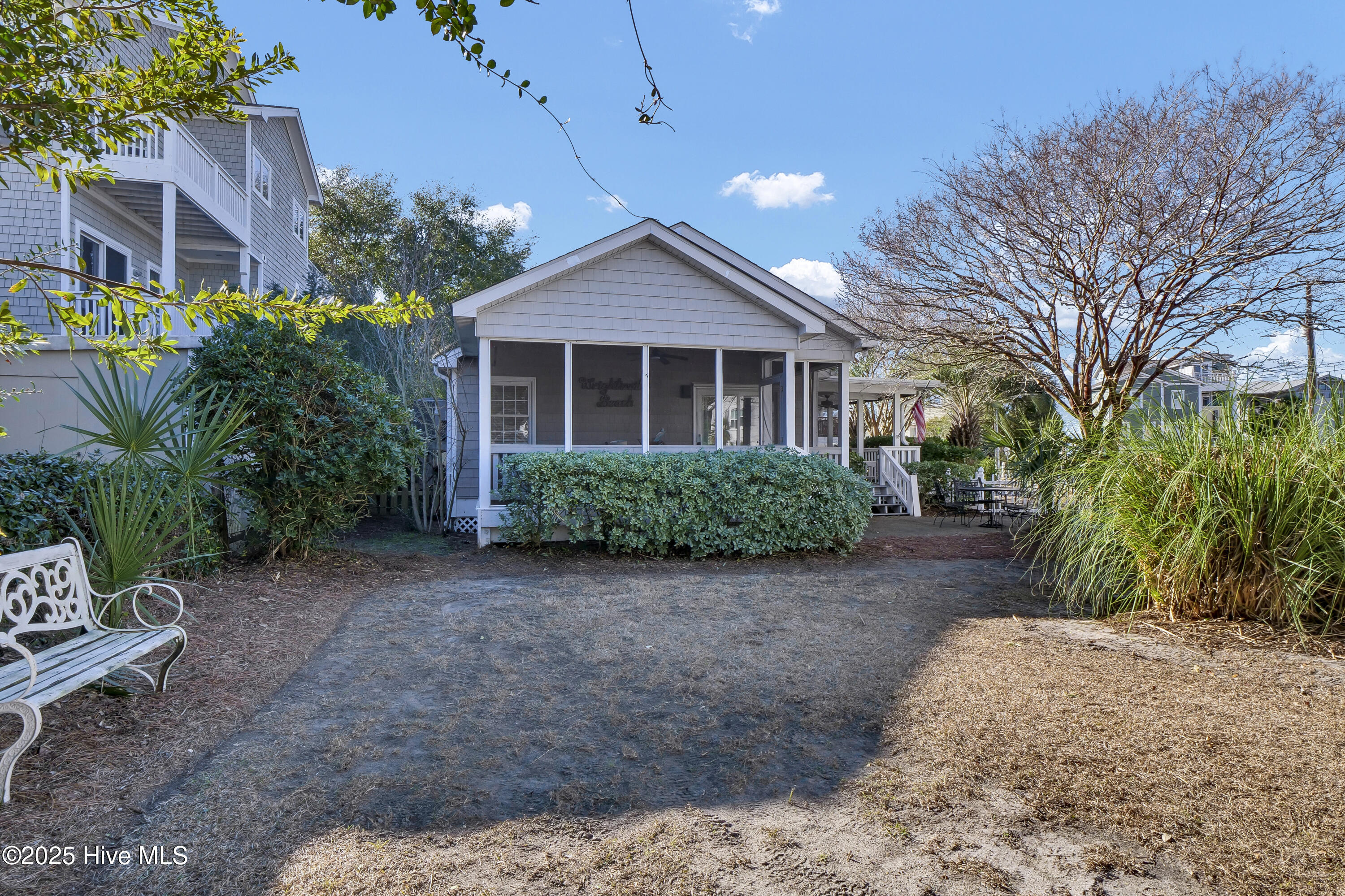 100537490 | Photo 43