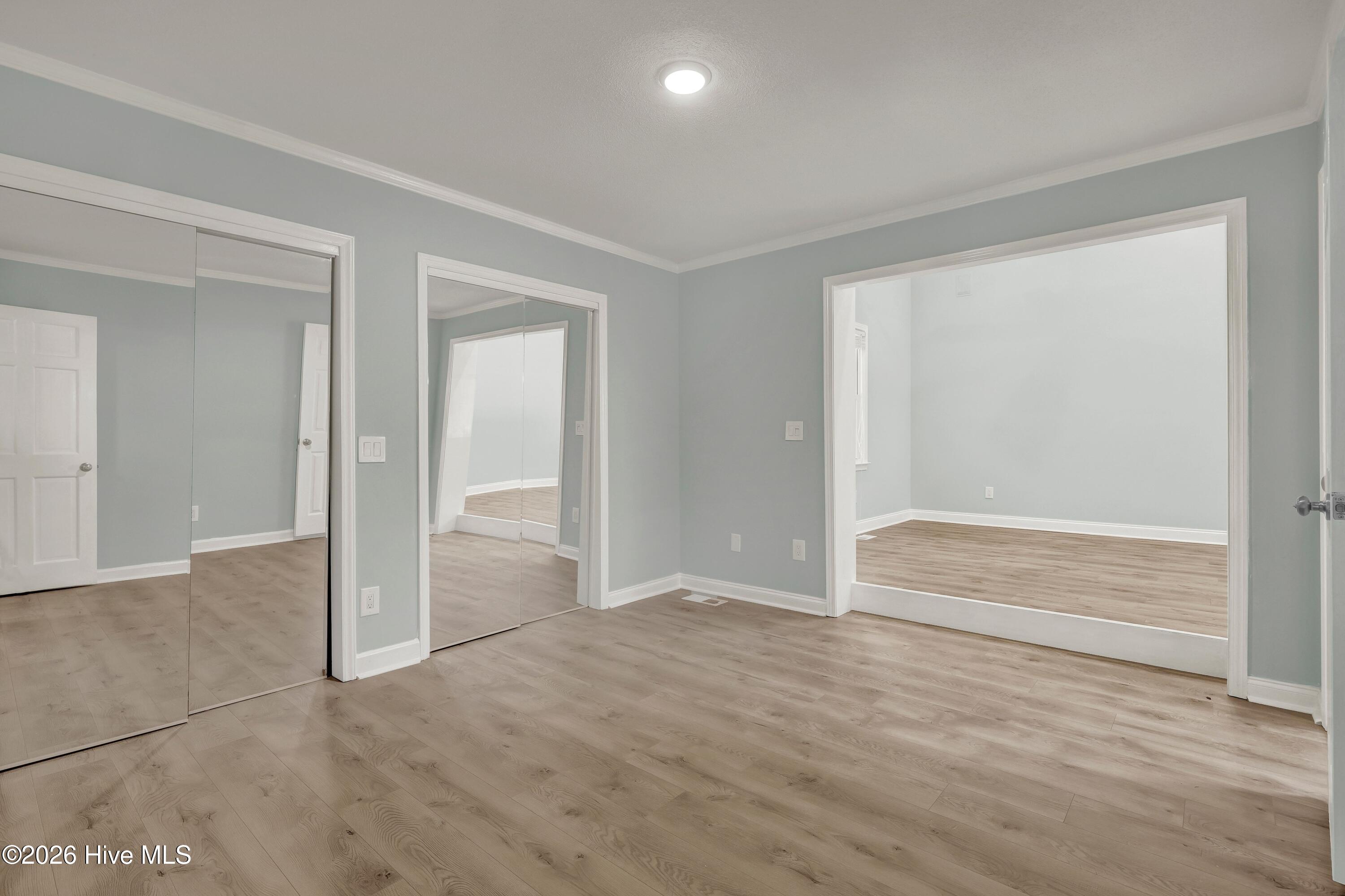 100565144 | Photo 16