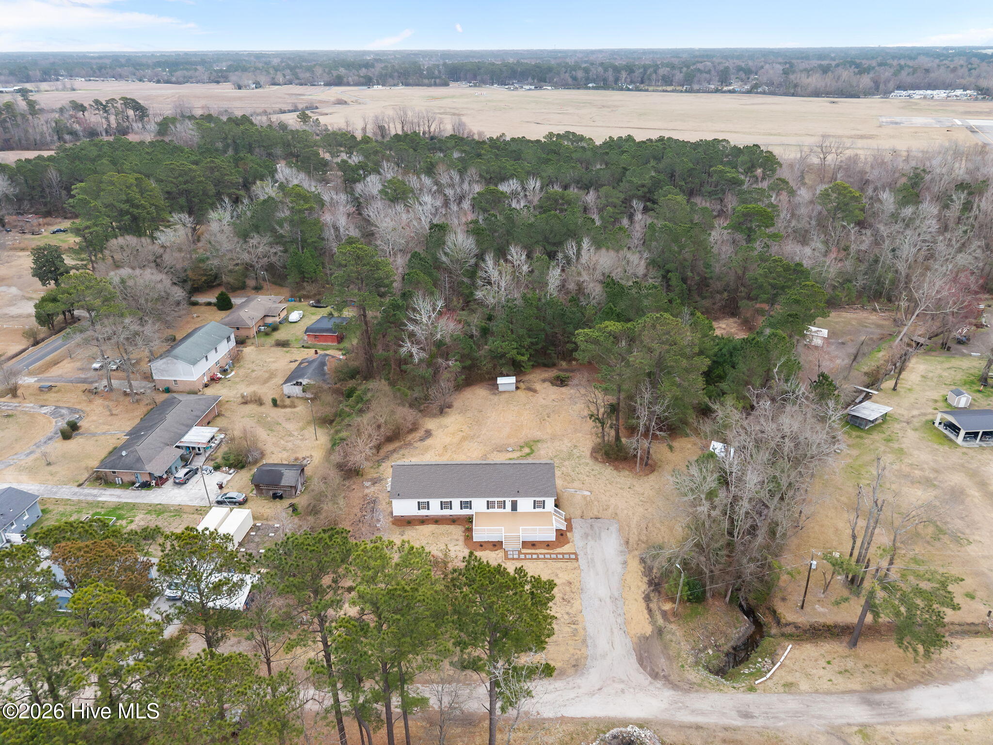 100557203 | Photo 40