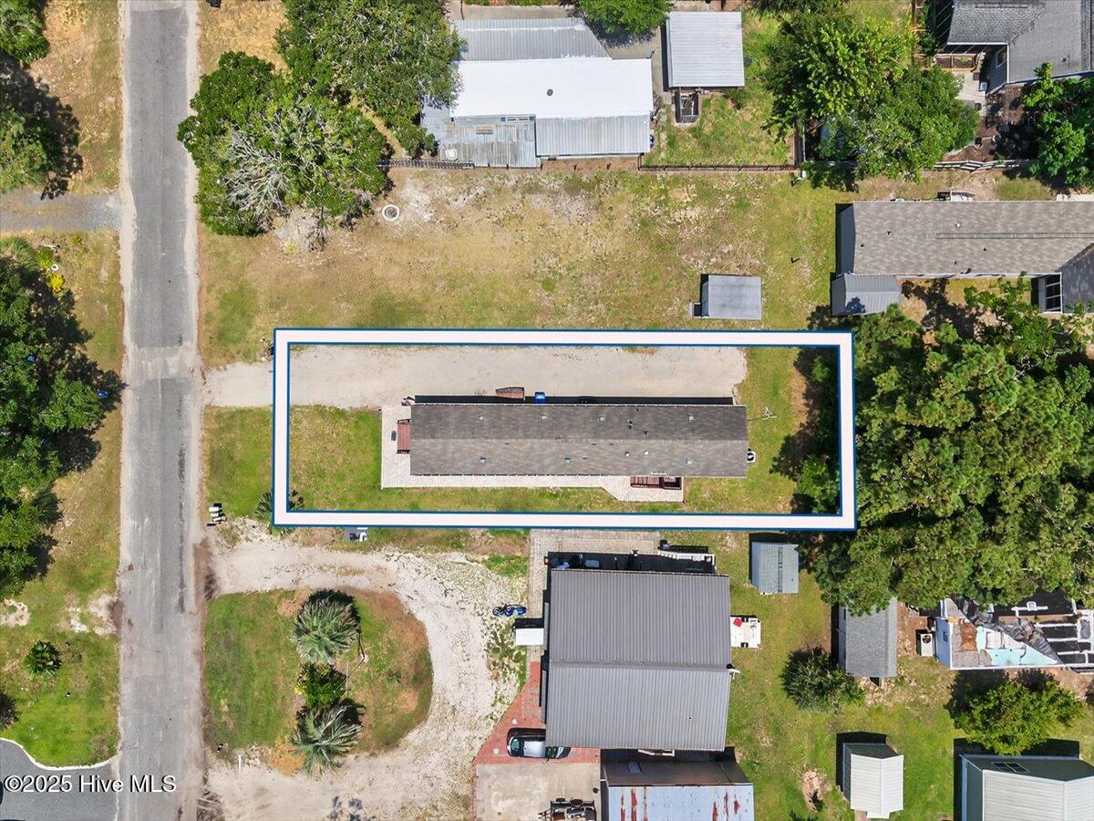 100517576 | Photo 35