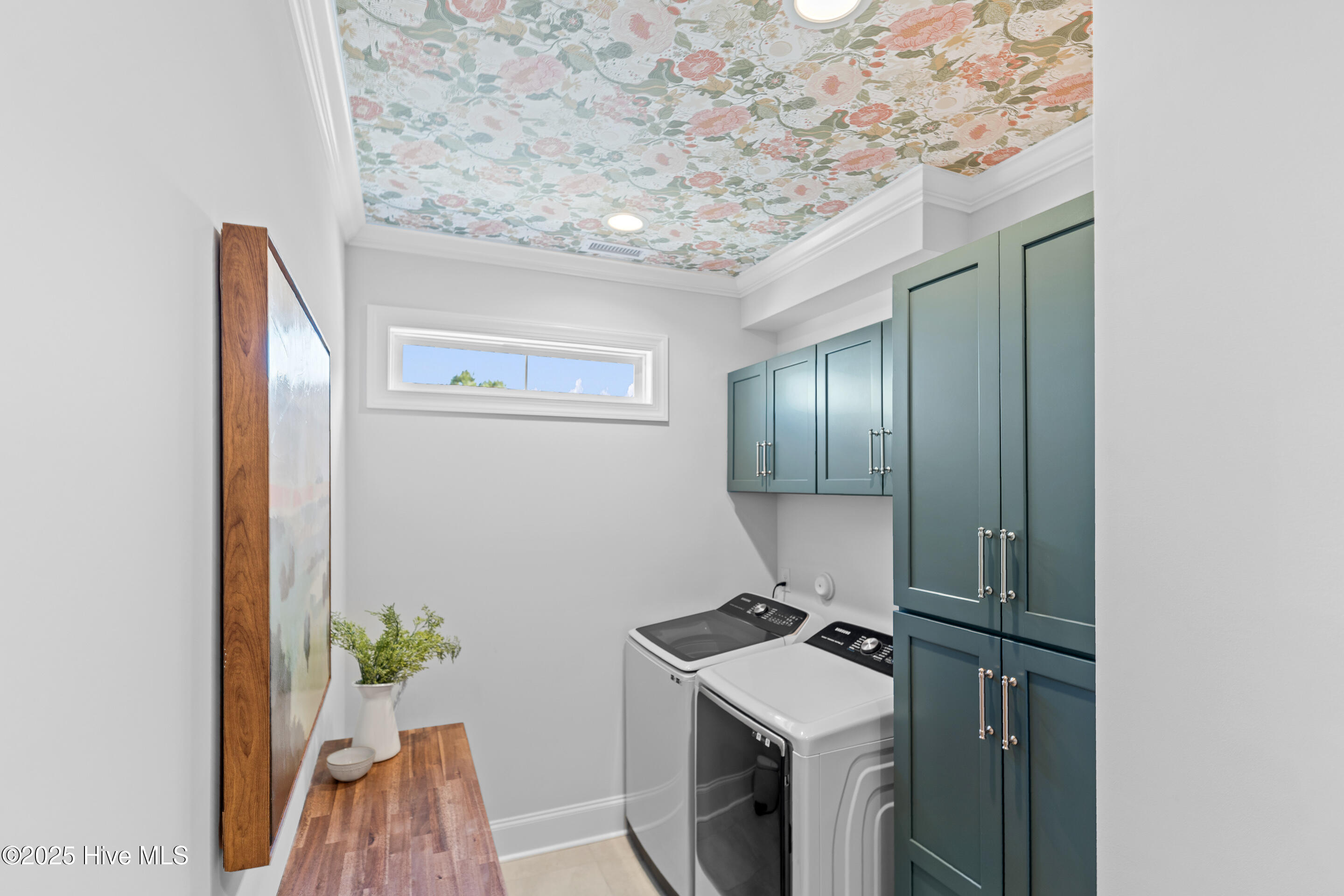 100545902 | Photo 39