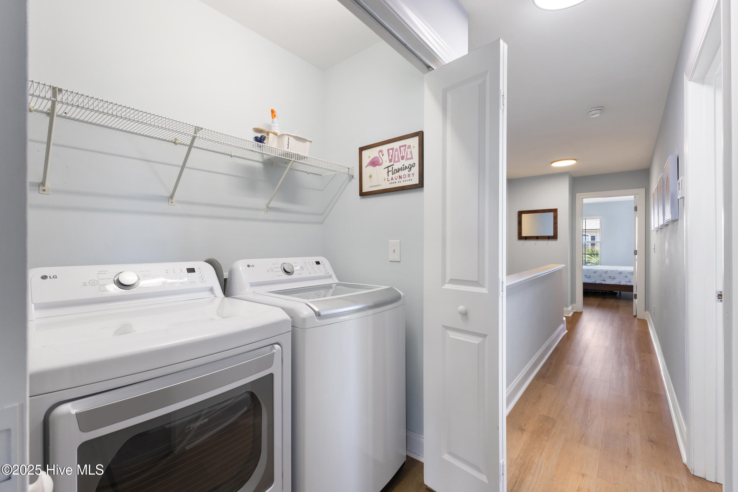 100520349 | Photo 29