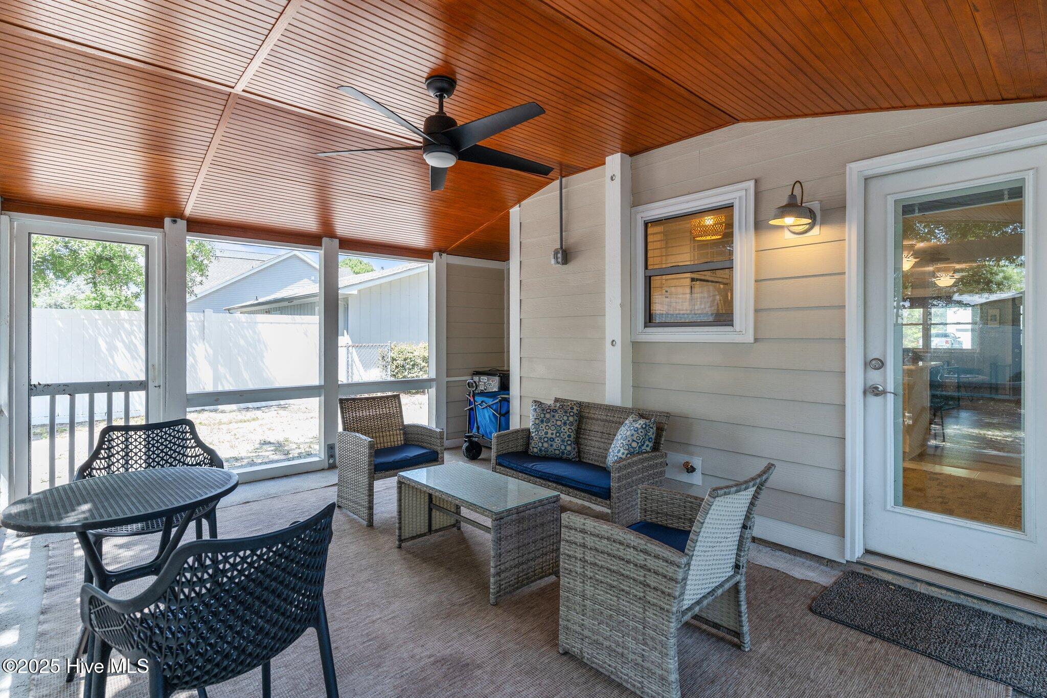 100514497 | Photo 20