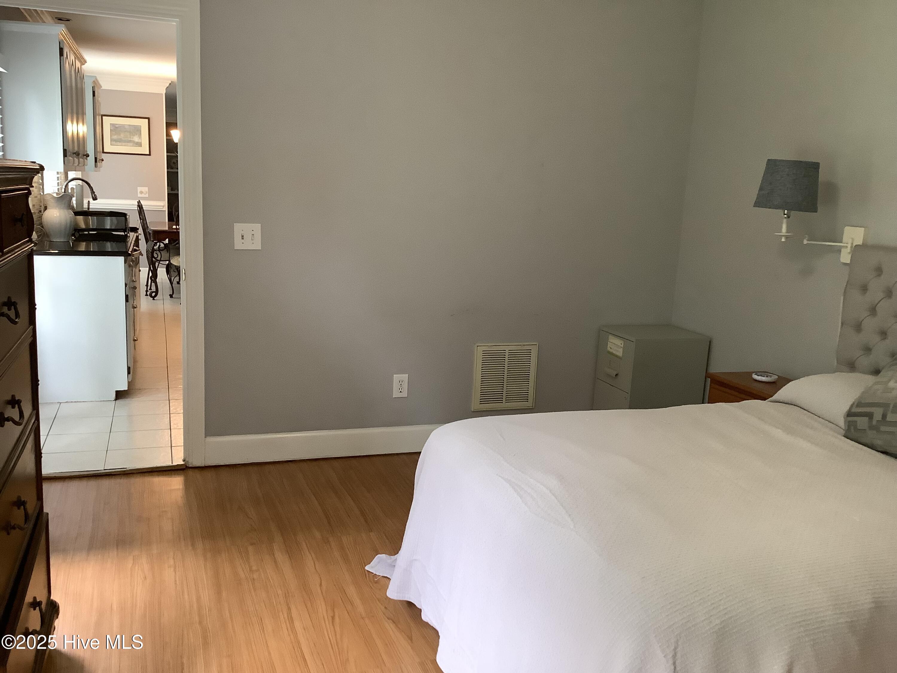 100524390 | Photo 19