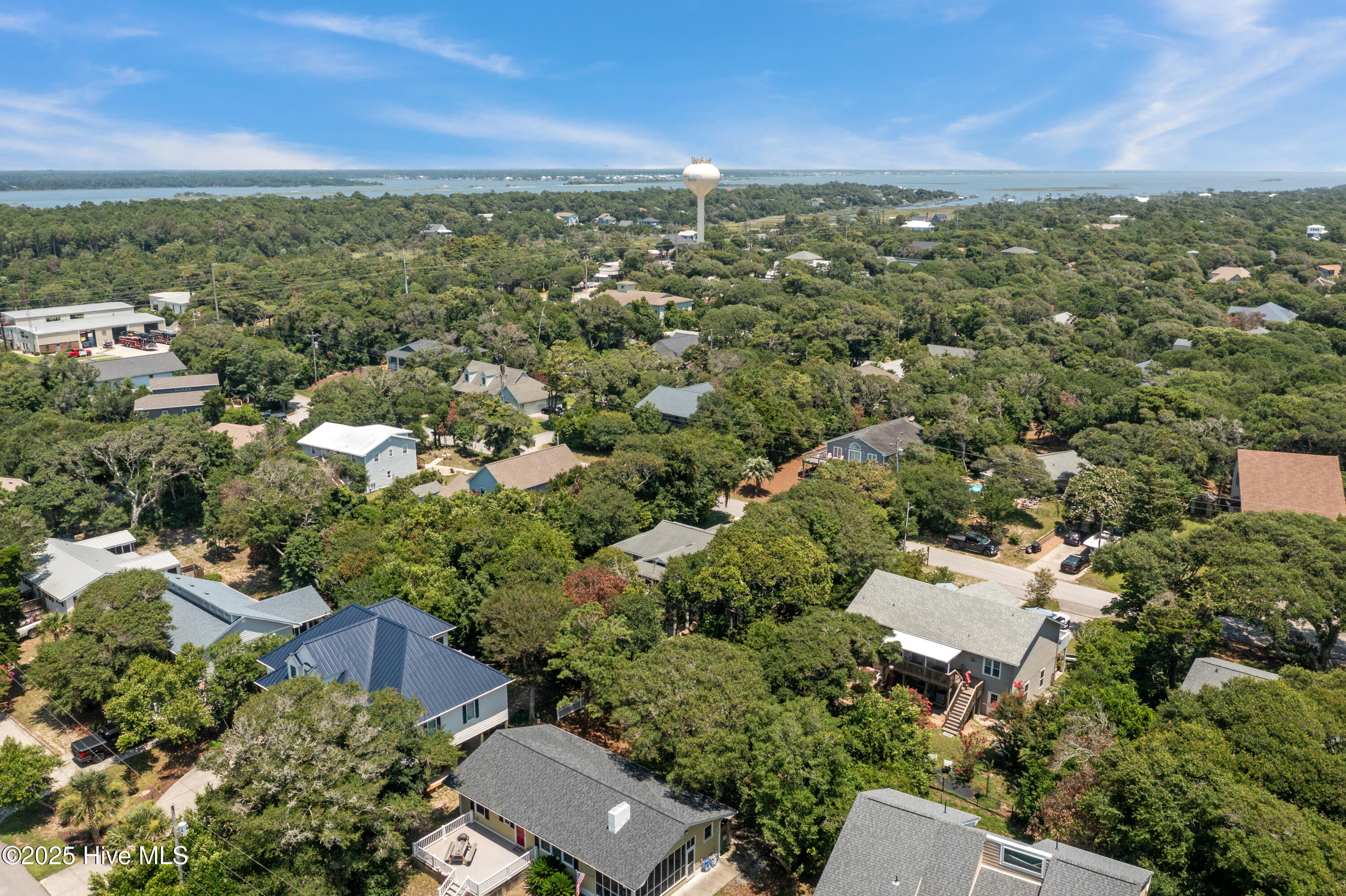 100559925 | Photo 37