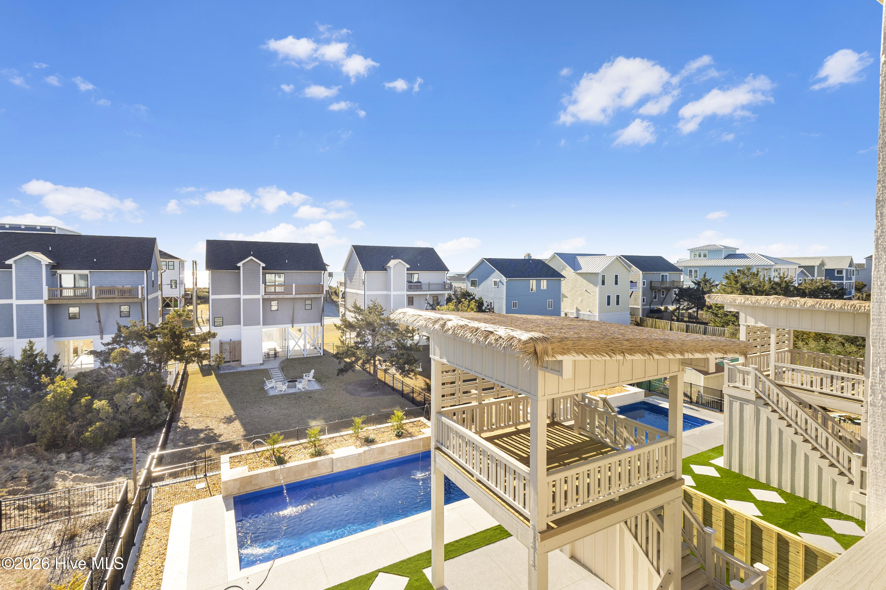 100551953 | Photo 103