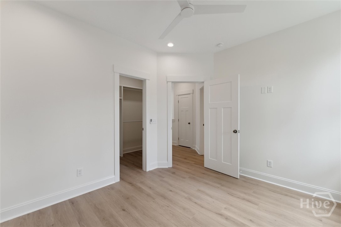 1211 E 34th Street