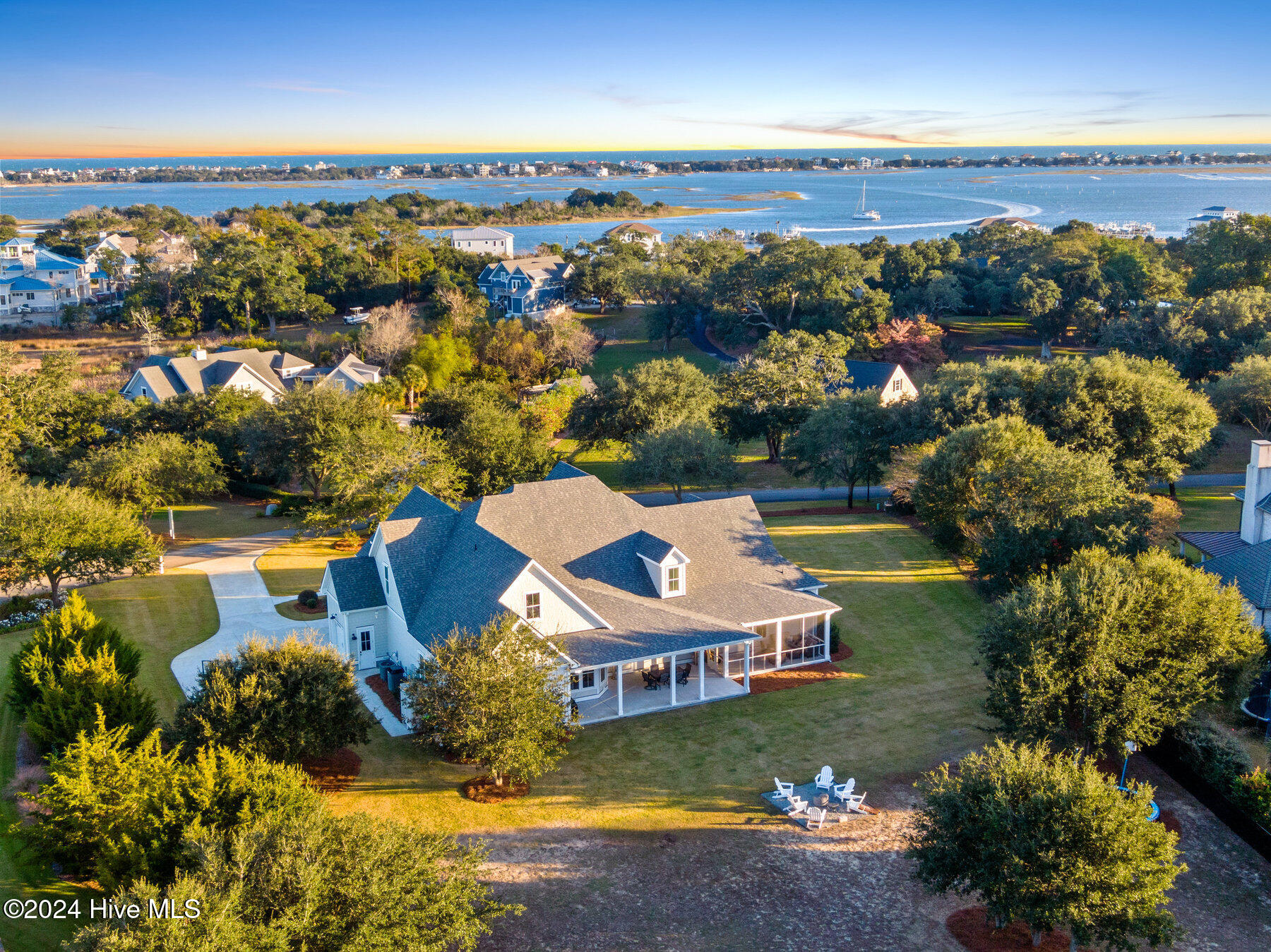 283 Ballast Point Road, Hampstead, NC, 28443