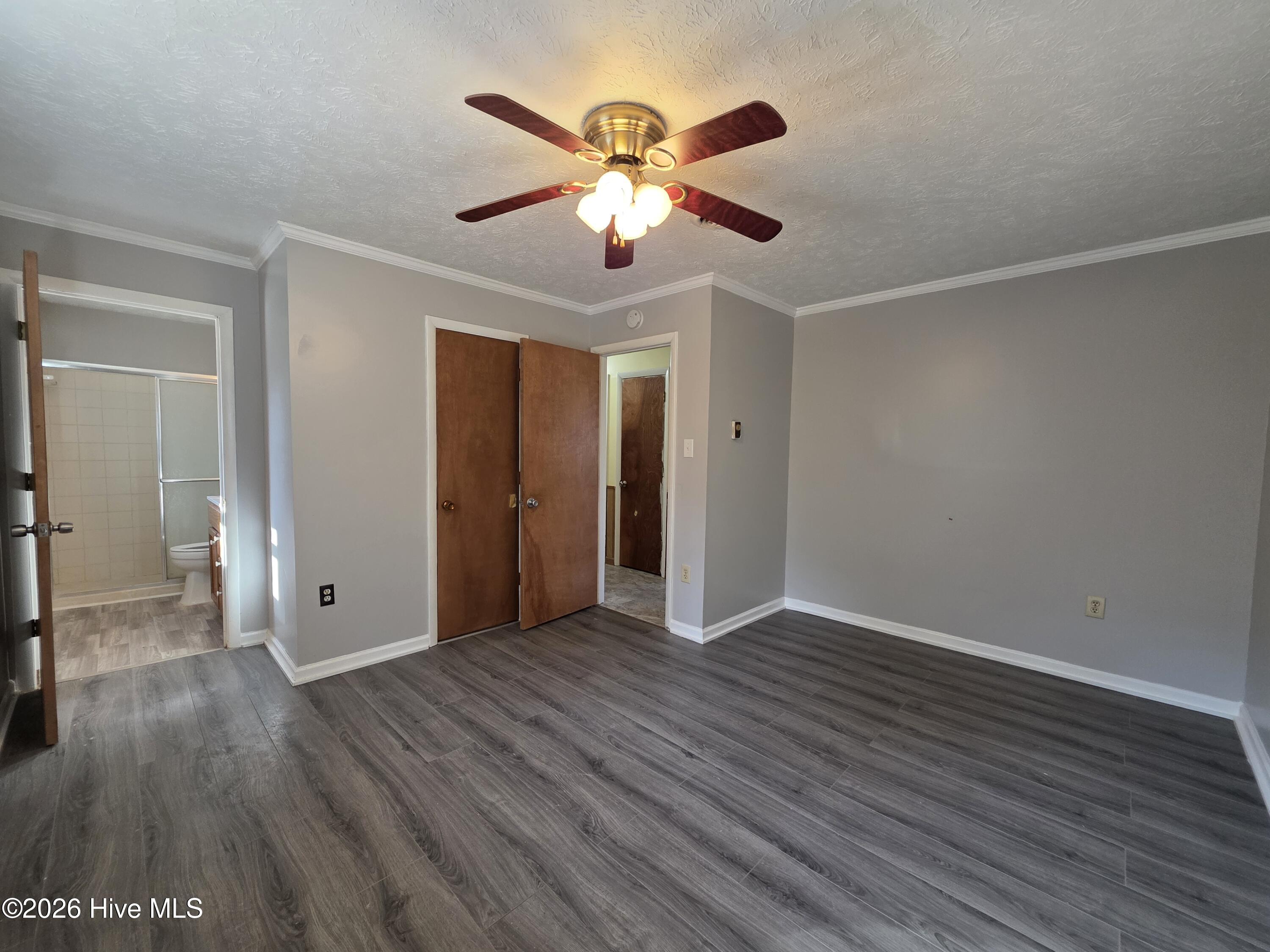 100553979 | Photo 13