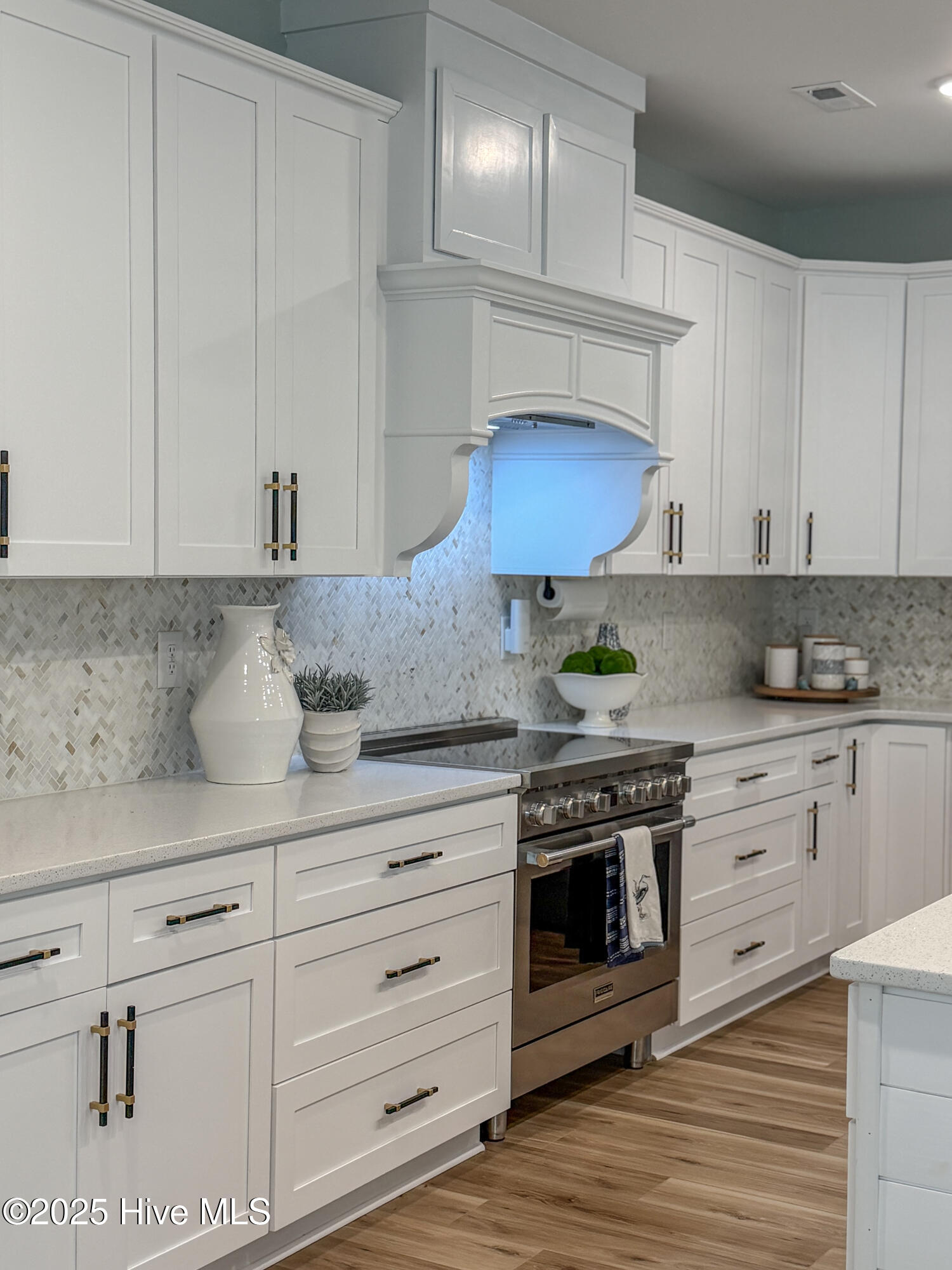 100546436 | Photo 14