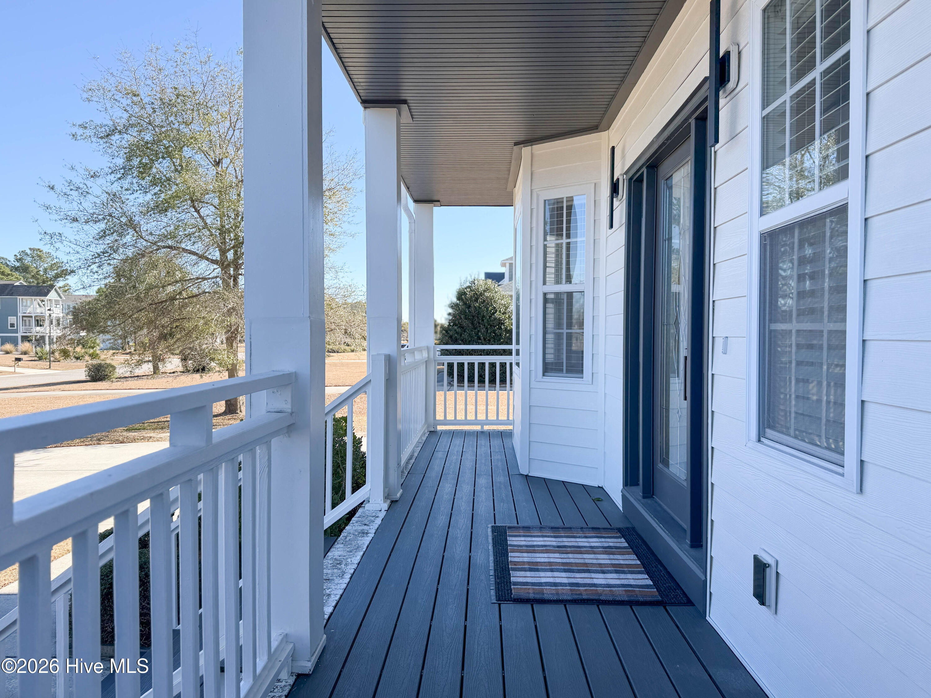 100550265 | Photo 91