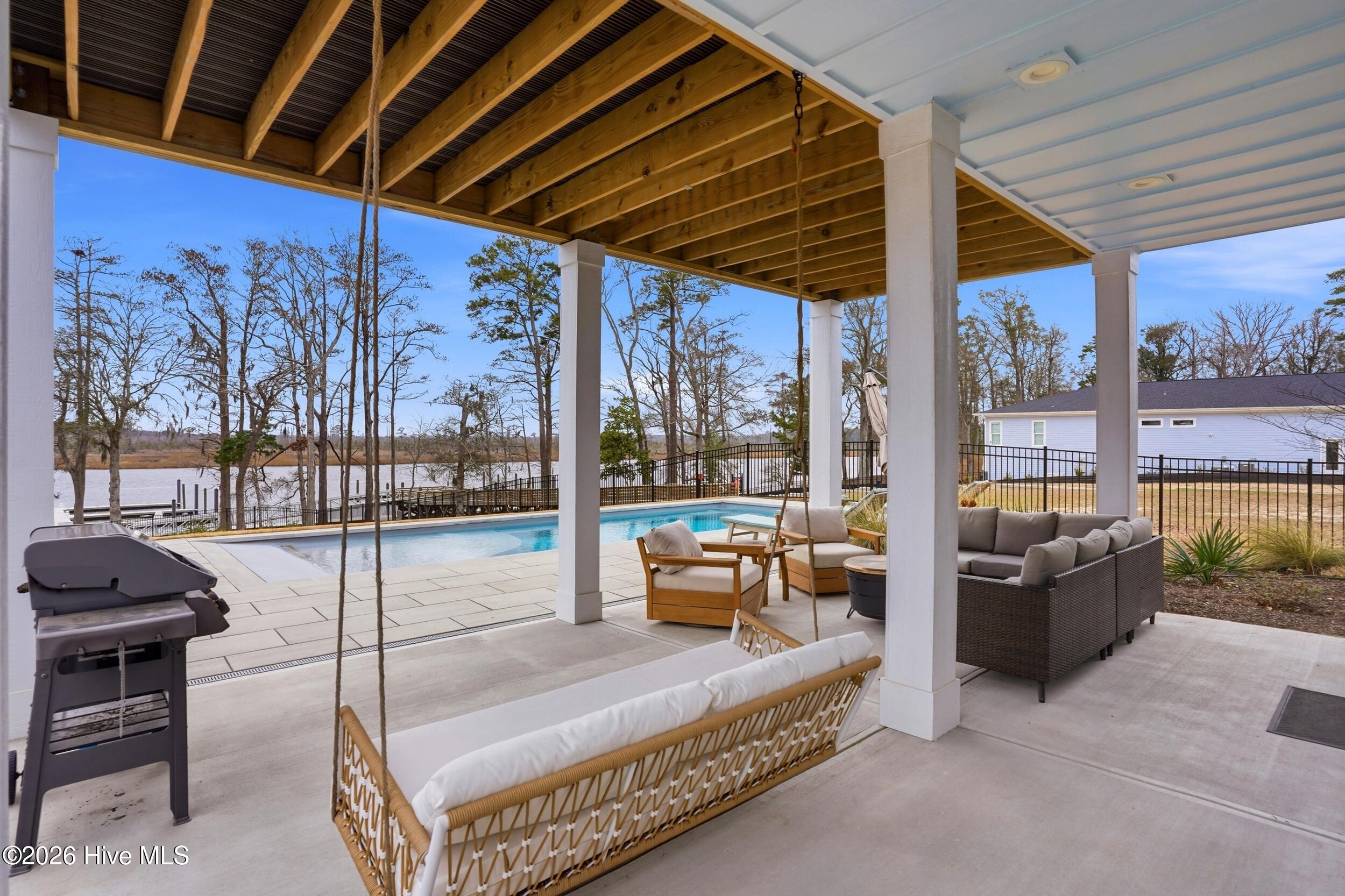 100559672 | Photo 41