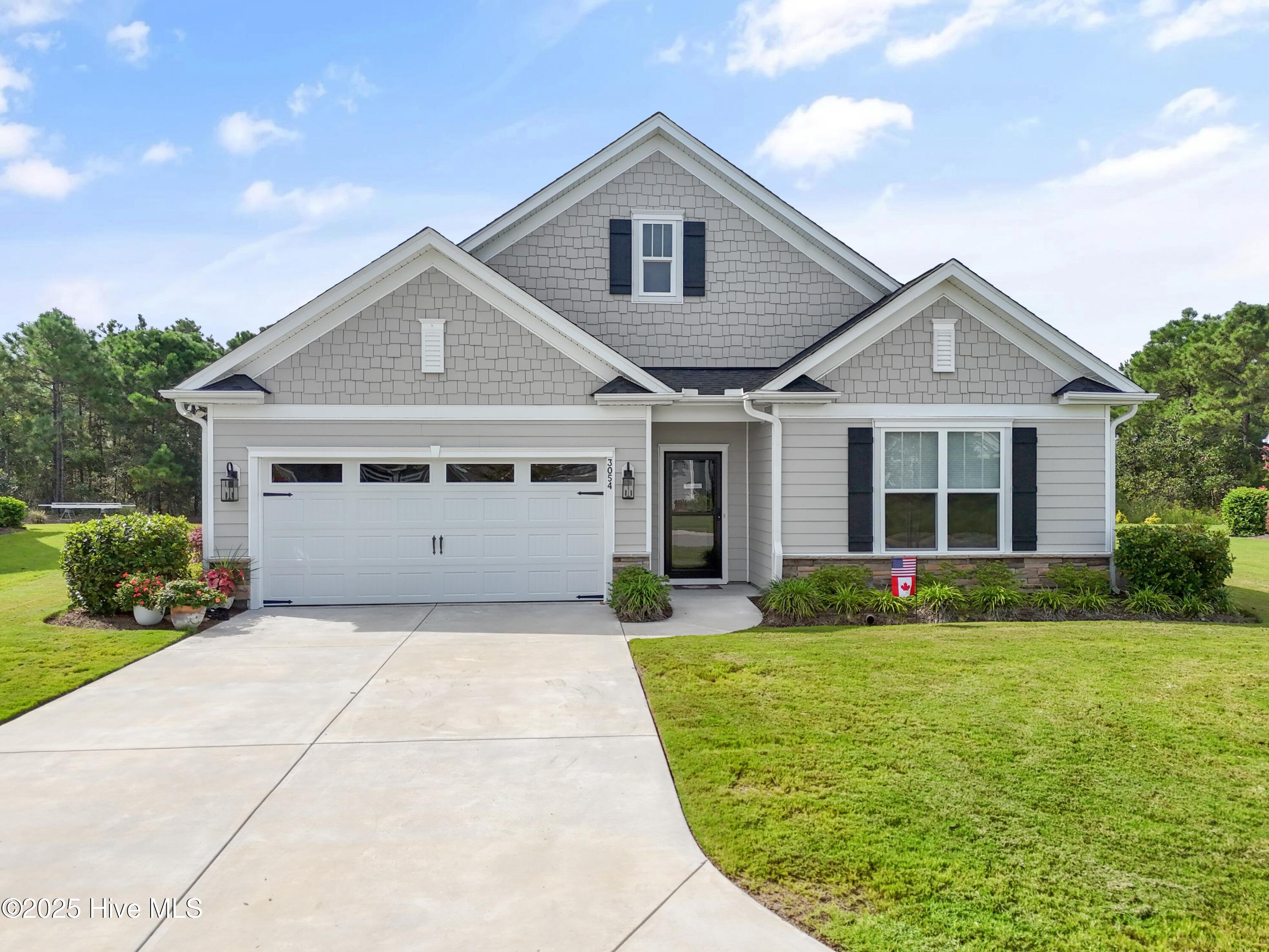 100527961 | Photo 20