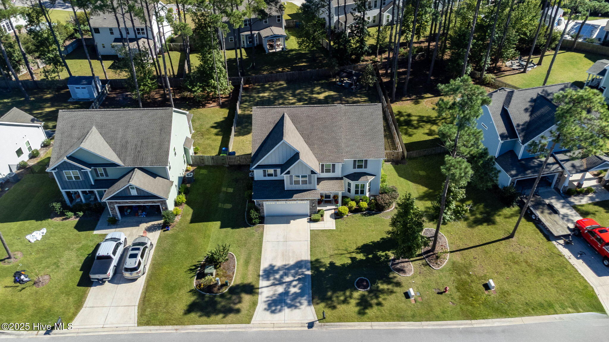 100536642 | Photo 40