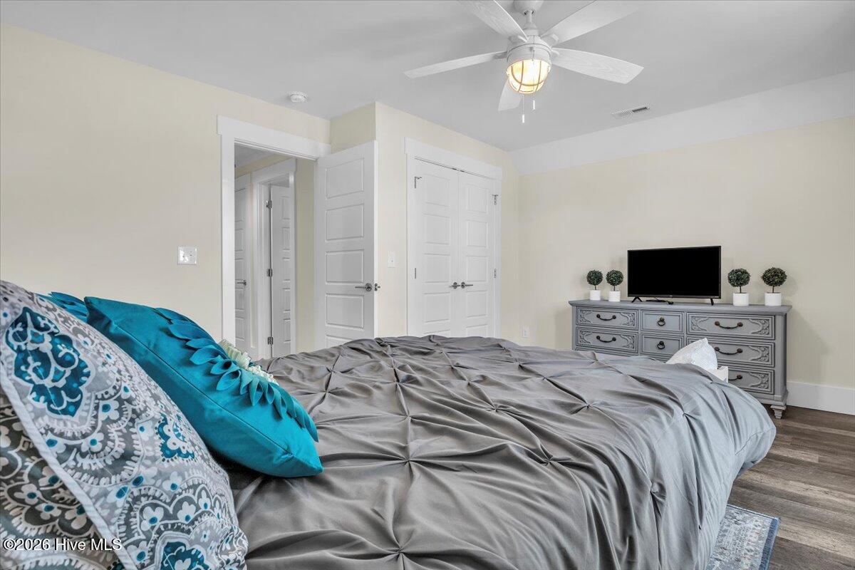 100550591 | Photo 45