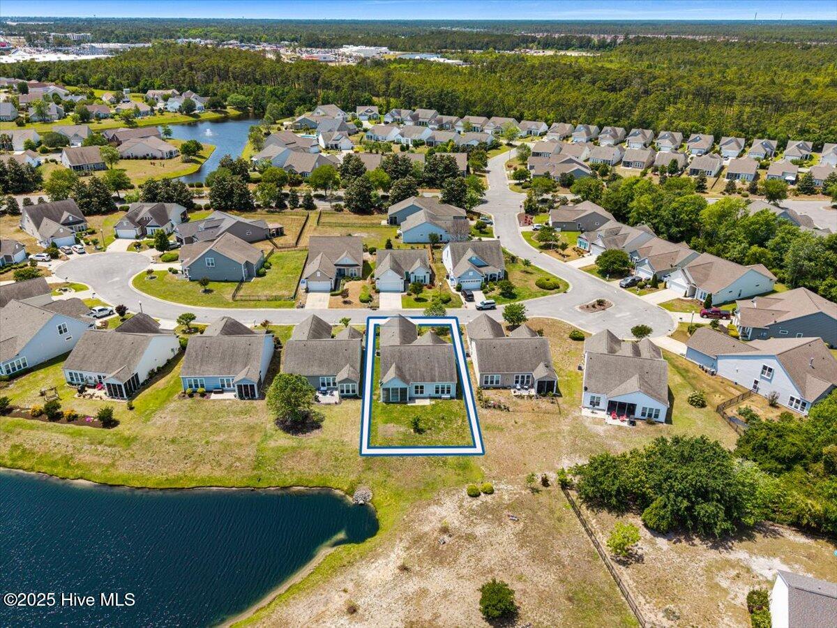 100505325 | Photo 44