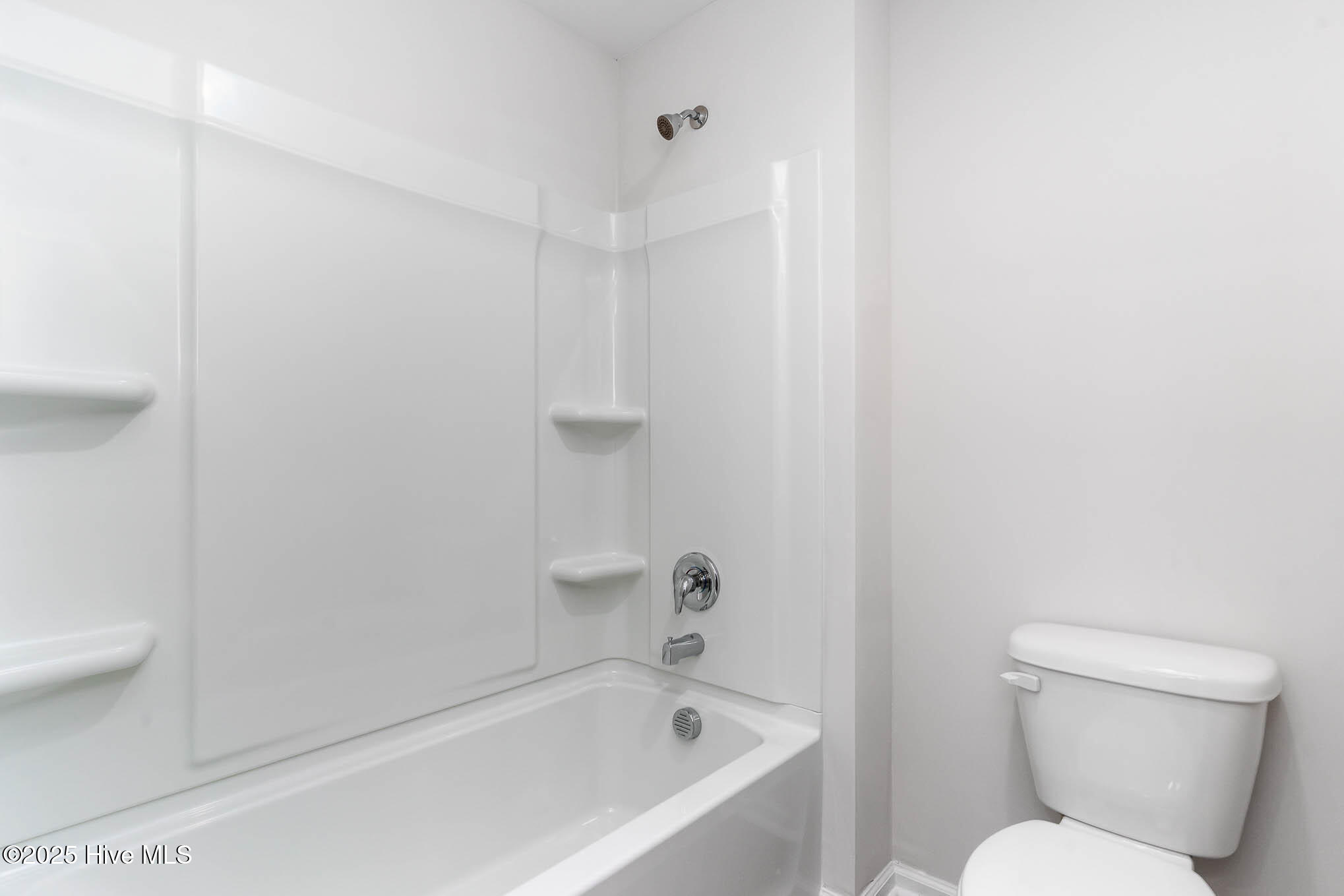 100550213 | Photo 32