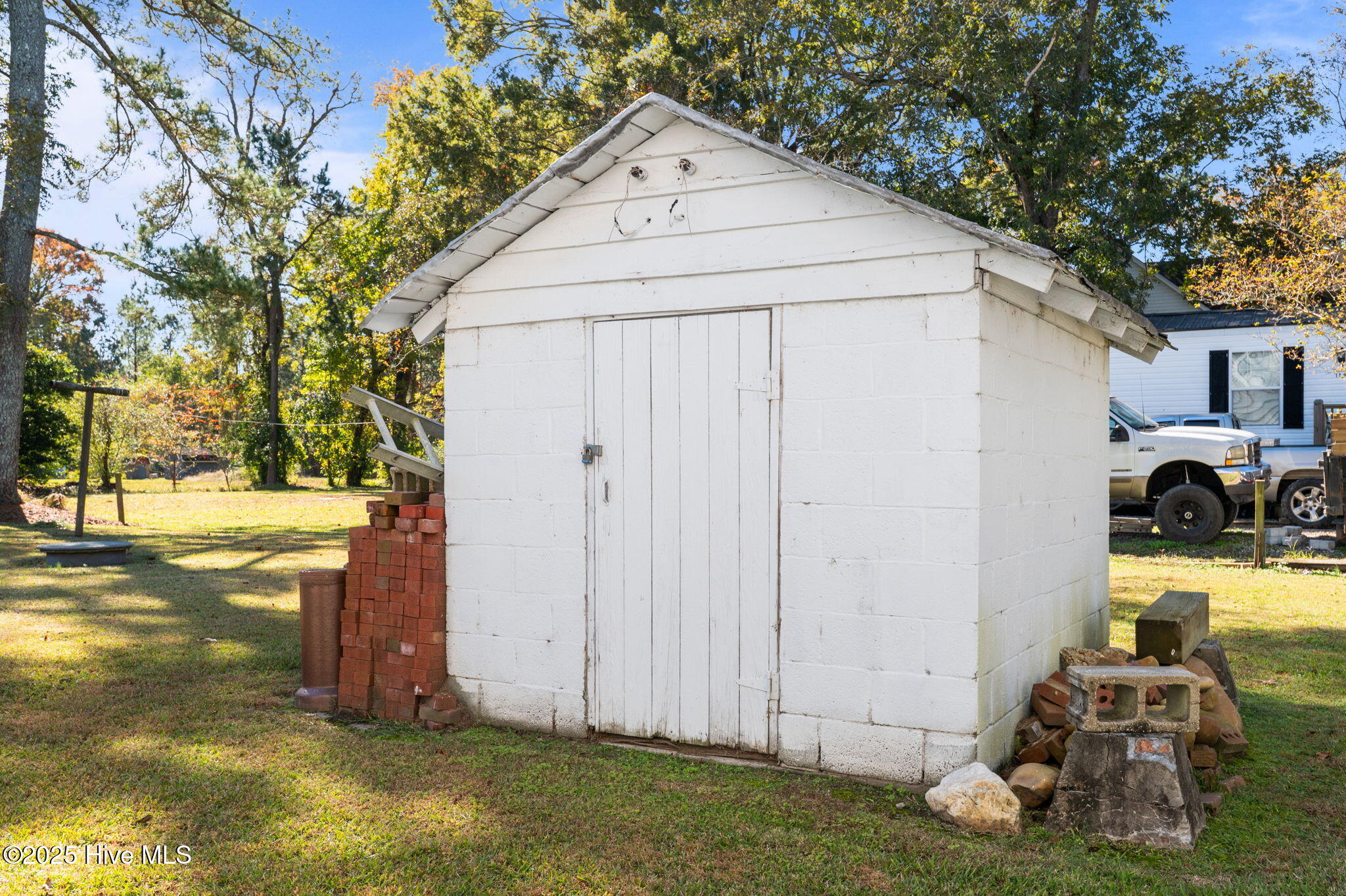 Homes for sale in Creswell, NC | 201 S 6th St, Creswell, NC 27928 | MLS# 100540207