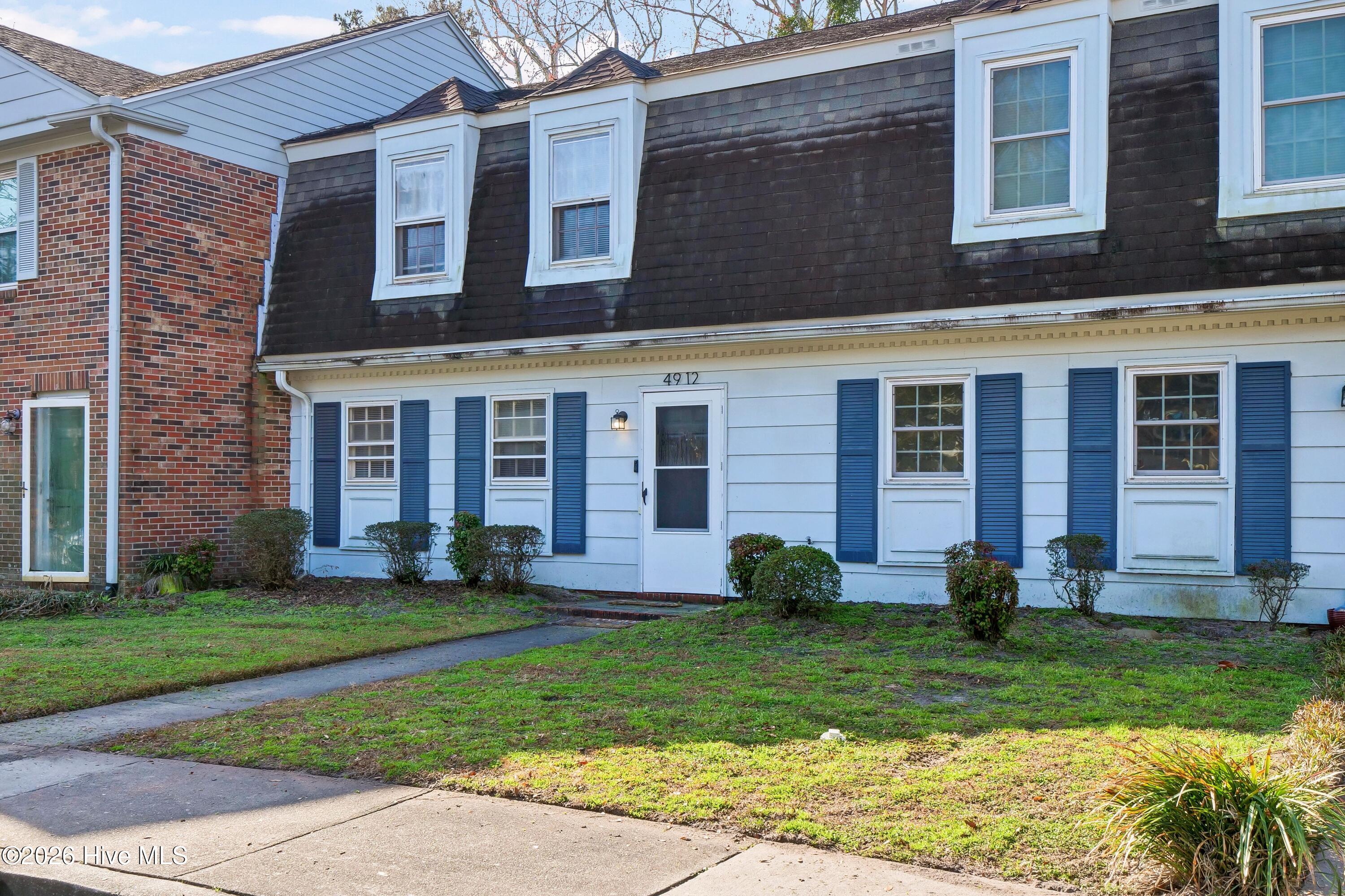 100559054 | Photo 30