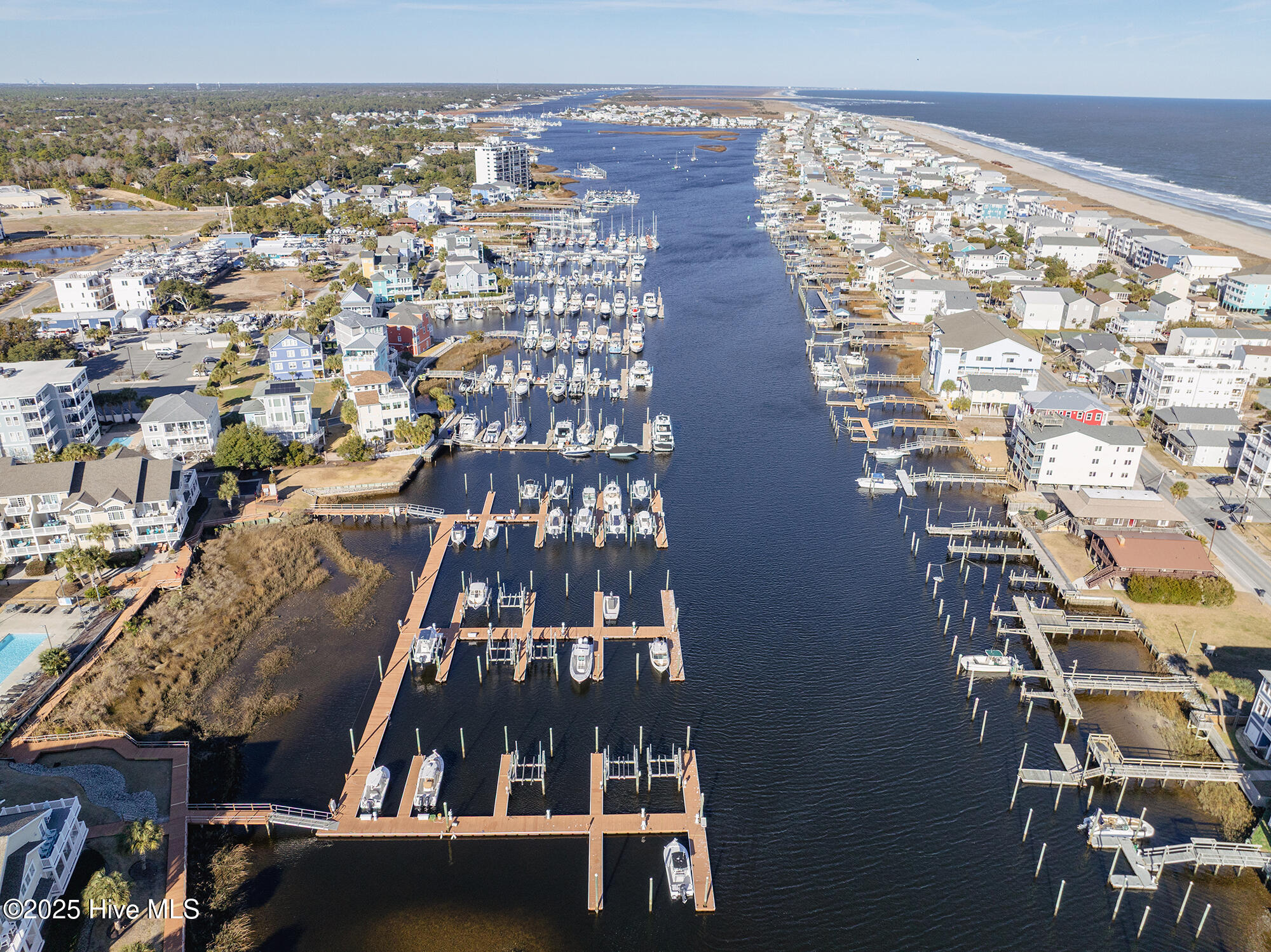 100542866 | Photo 46